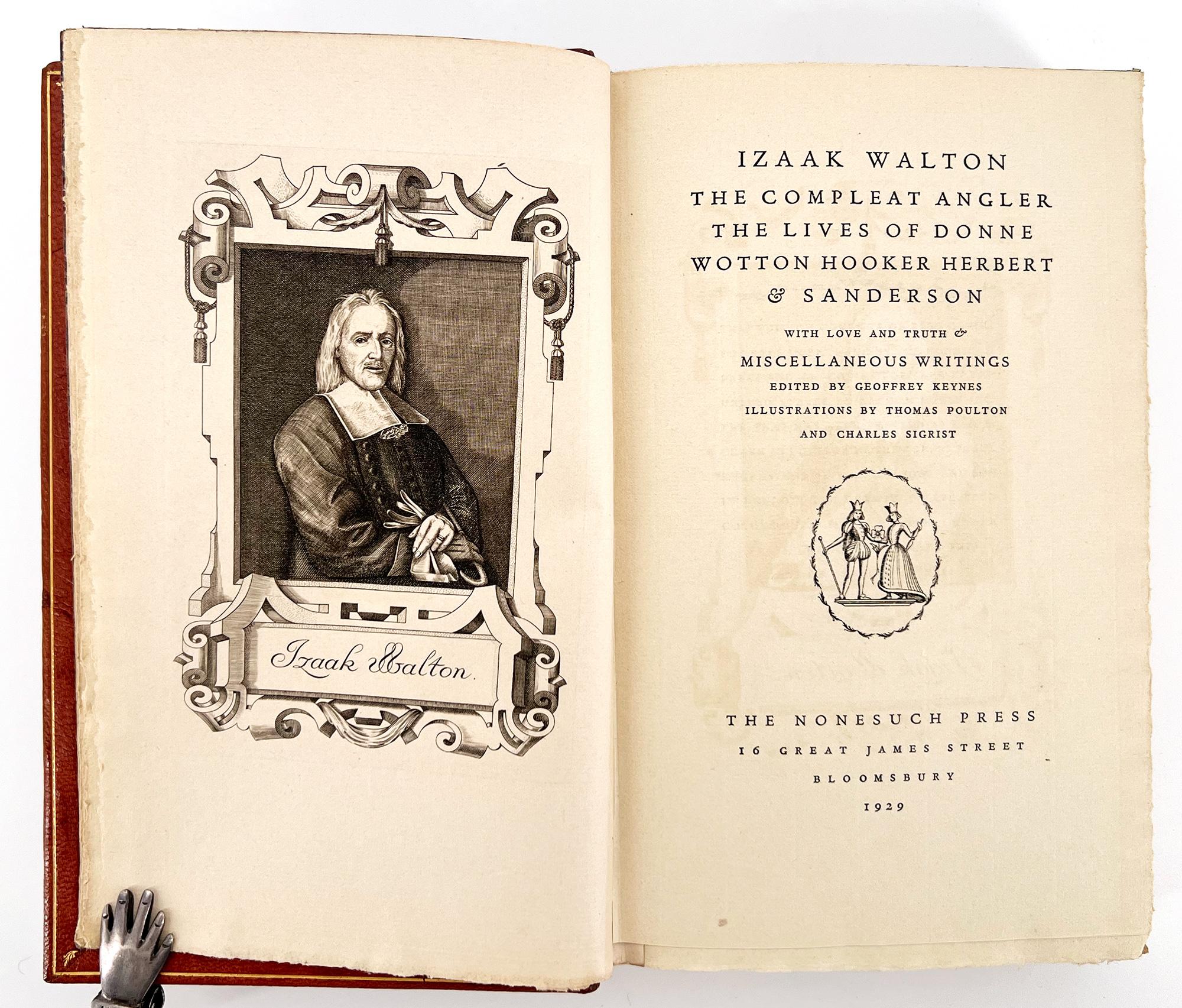 Première édition des écrits complets d'Izzak Walton (1593 - 1683), ce volume contient l'œuvre la plus célèbre de Walton, le Compleat Angler de l'édition de 1668 - avec les variantes de 1676 en annexe [Satchell p. 5] - dans laquelle Walton célèbre