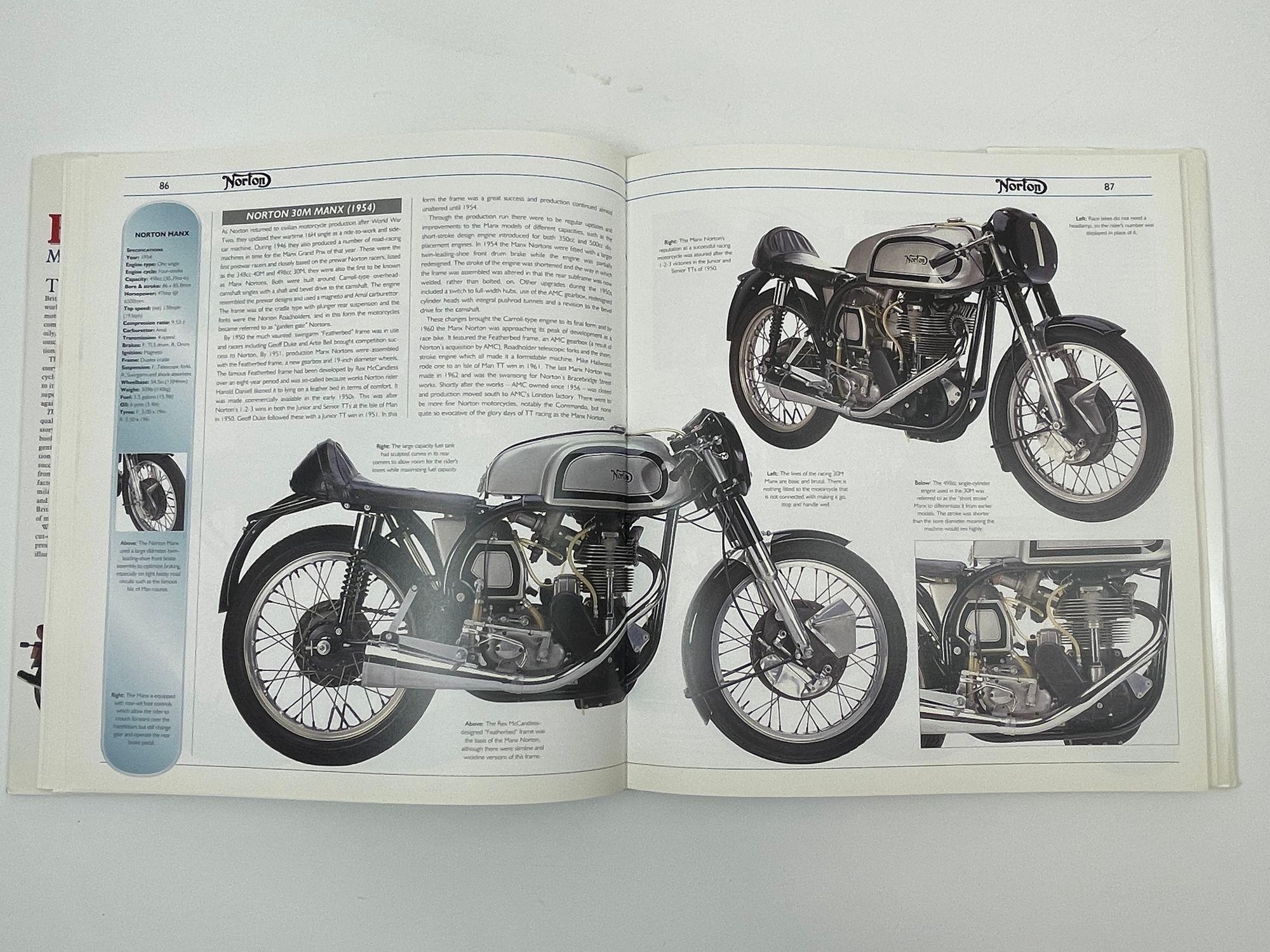 Papier The Complete British Motorcycle The Classics de 1907 à nos jours J Carroll en vente