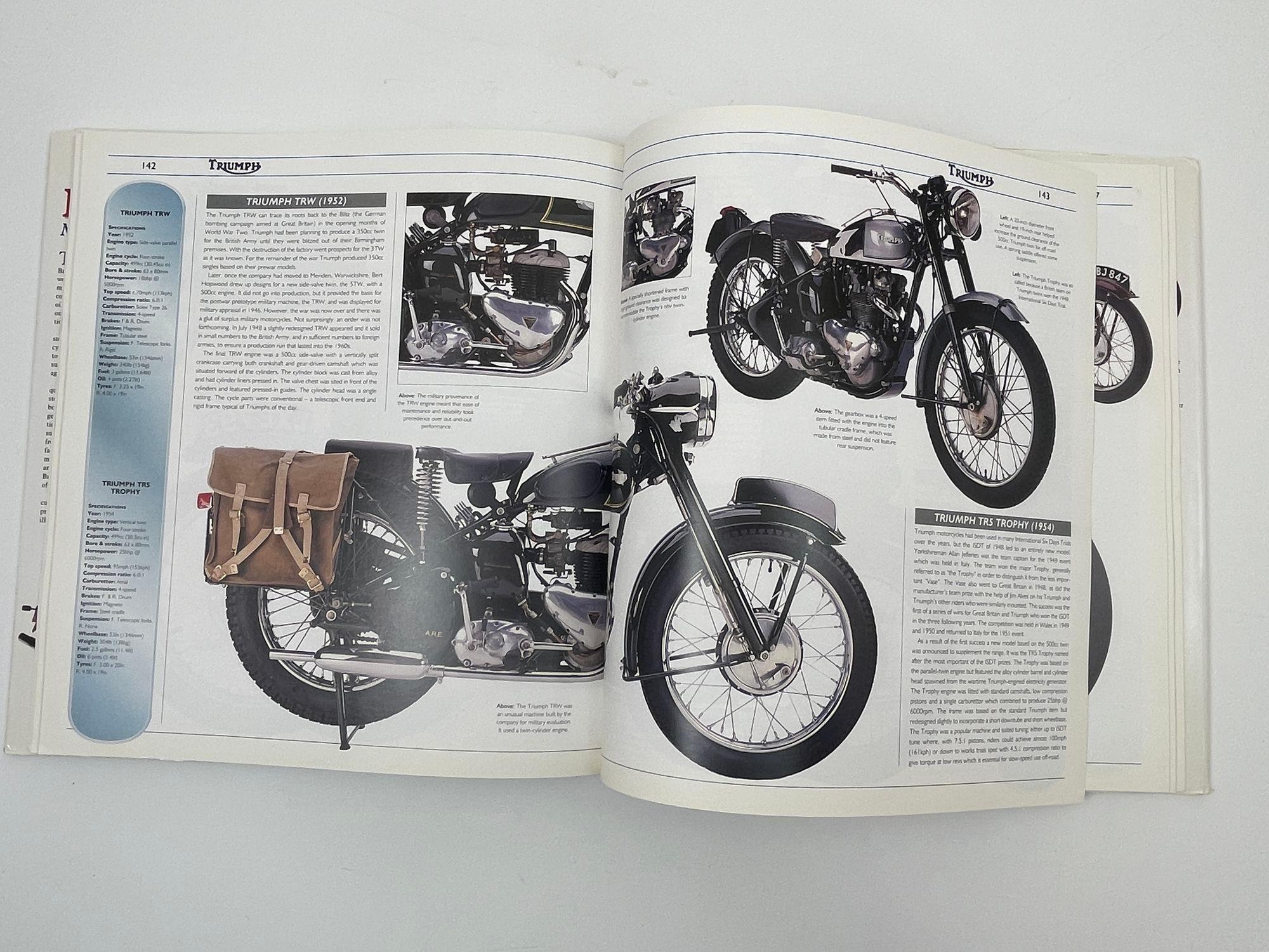 The Complete British Motorcycle The Classics de 1907 à nos jours J Carroll en vente 1