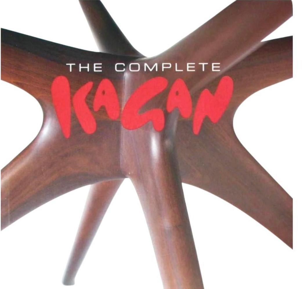 Kagan Complete : Vladimir Kagan, Une vie entière de design d'avant-garde, signé en vente 2