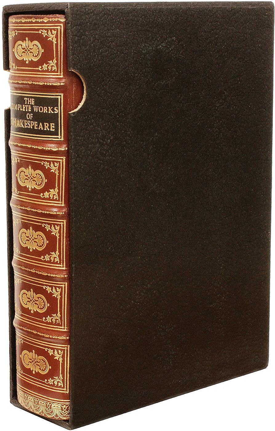The Complete Works Of William Shakespeare. IN A FINE FULL LEATHER BINDING In Good Condition In Hillsborough, NJ