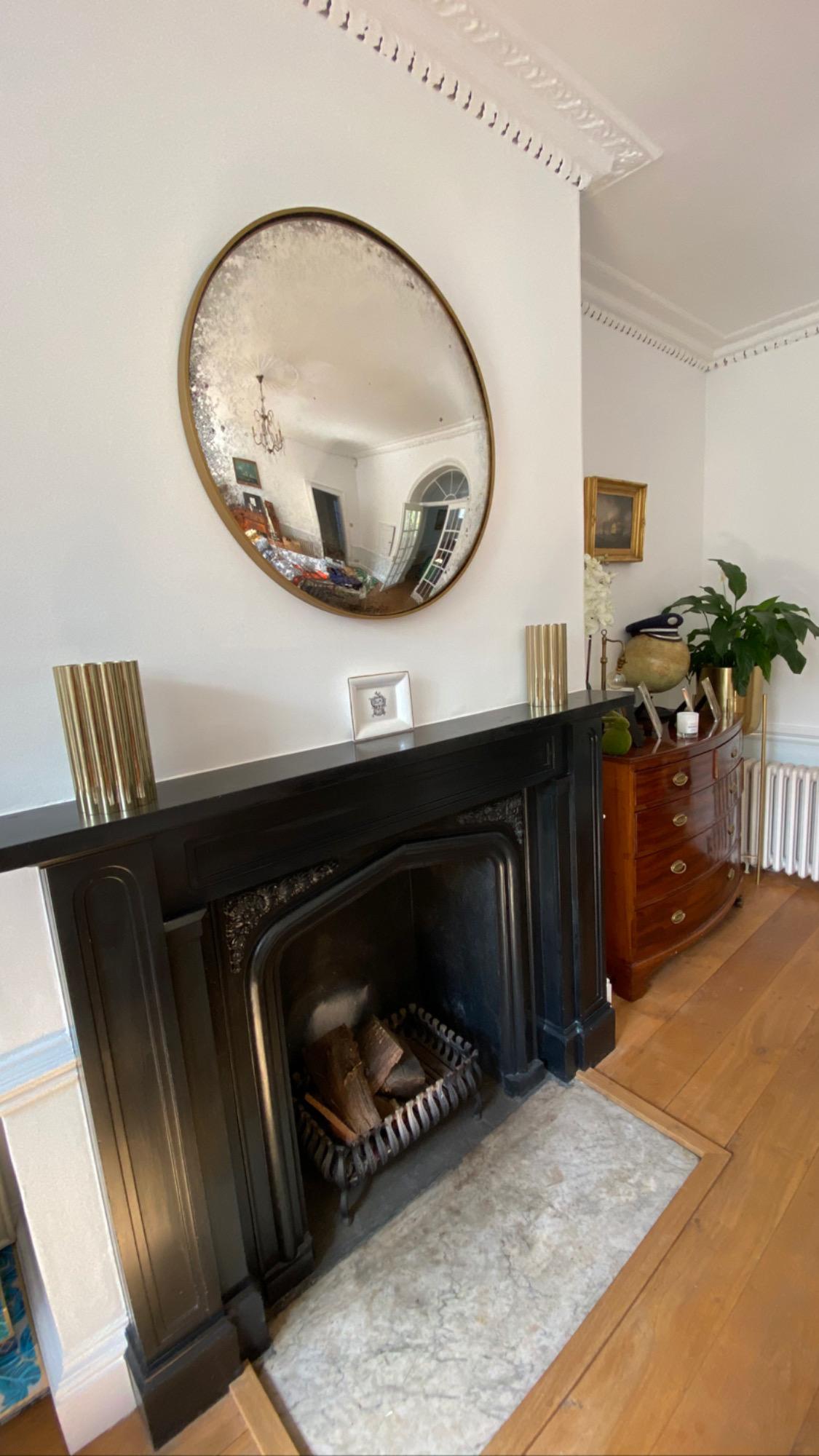 The Convex Mirror Company -Ferrara Konvex-Wandspiegel 47