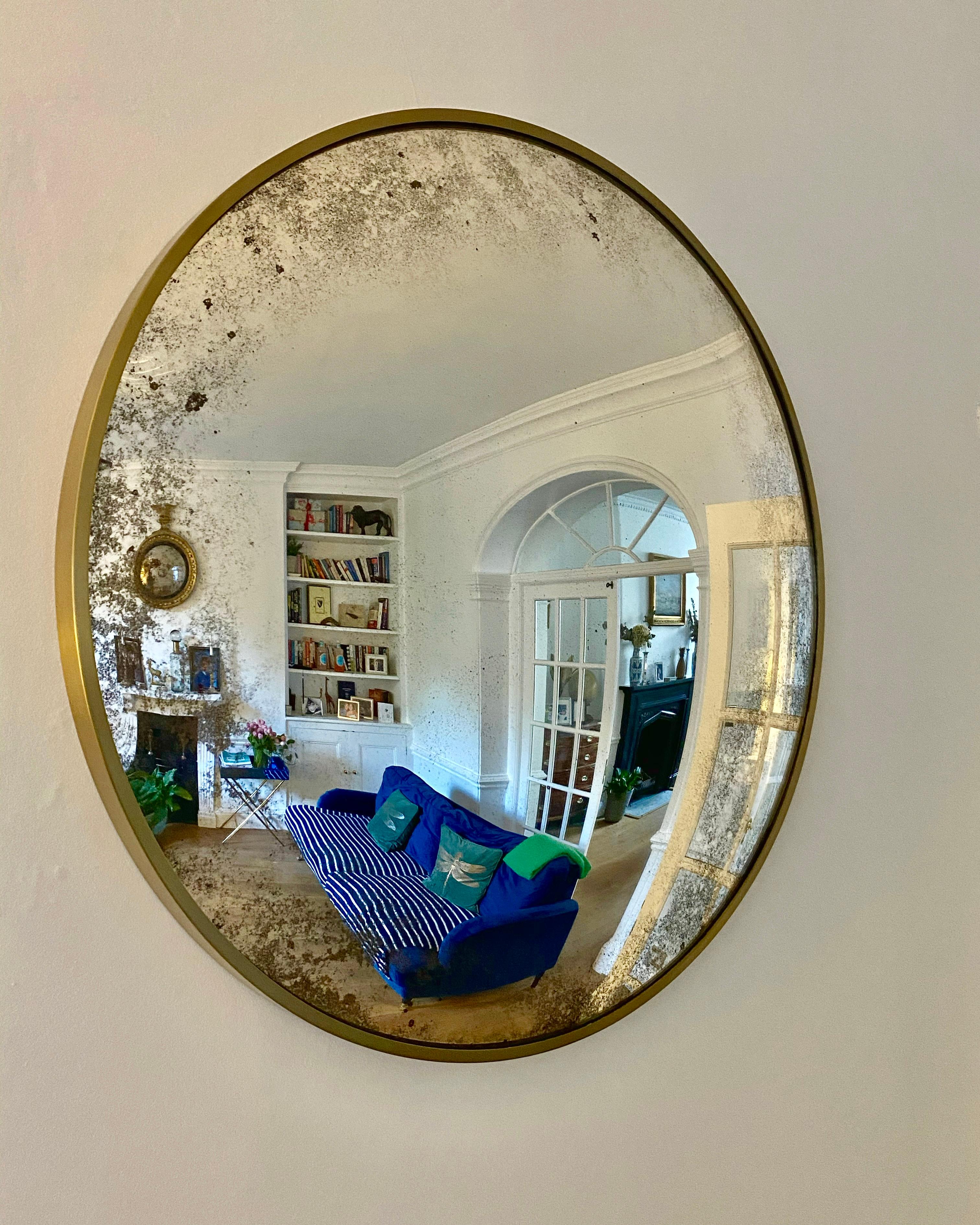 The Convex Mirror Company -Ferrara Konvex-Wandspiegel 47
