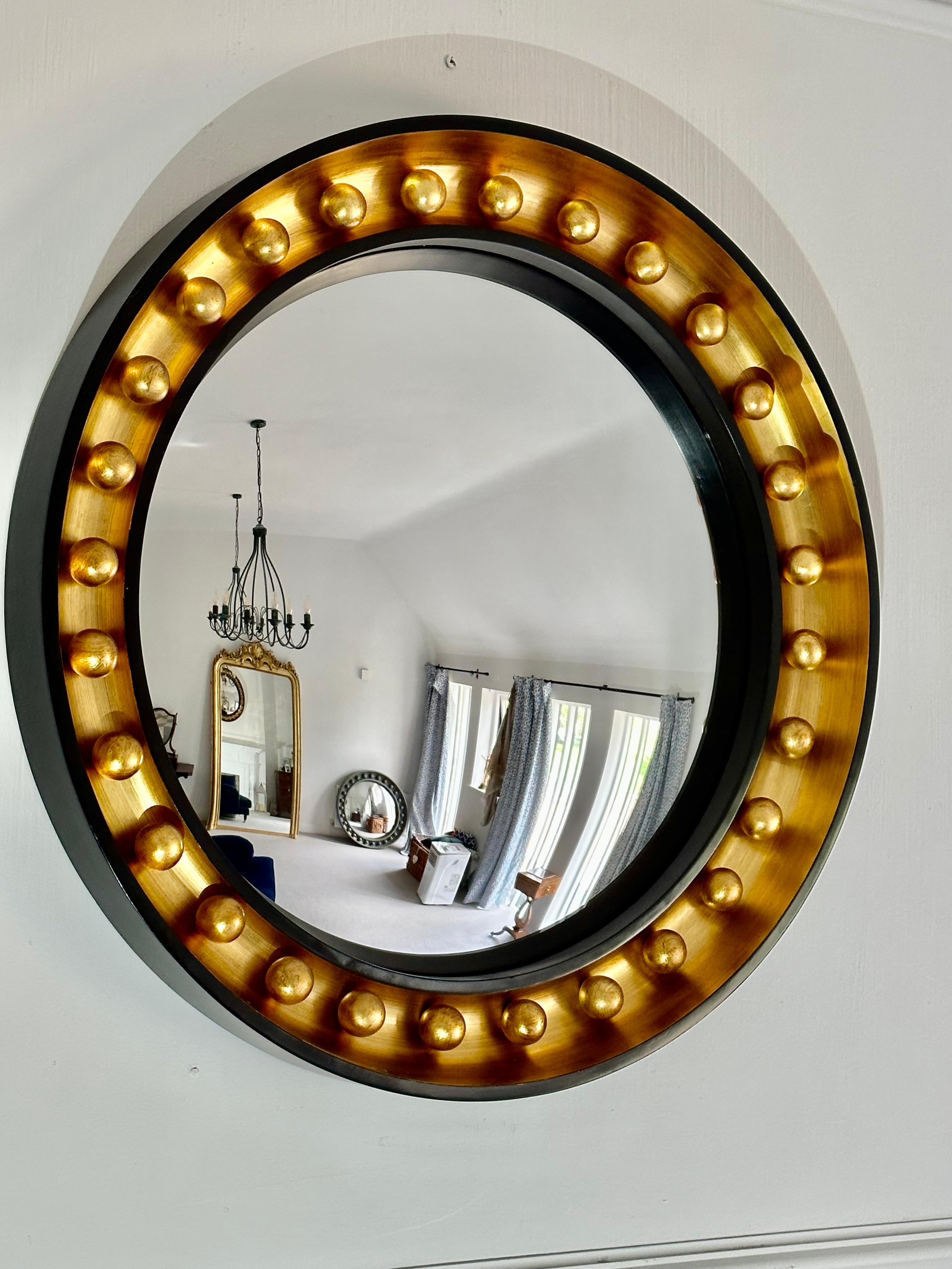 Specchio The Convex Mirror Company, Ferrara Forte 102 cm in vendita