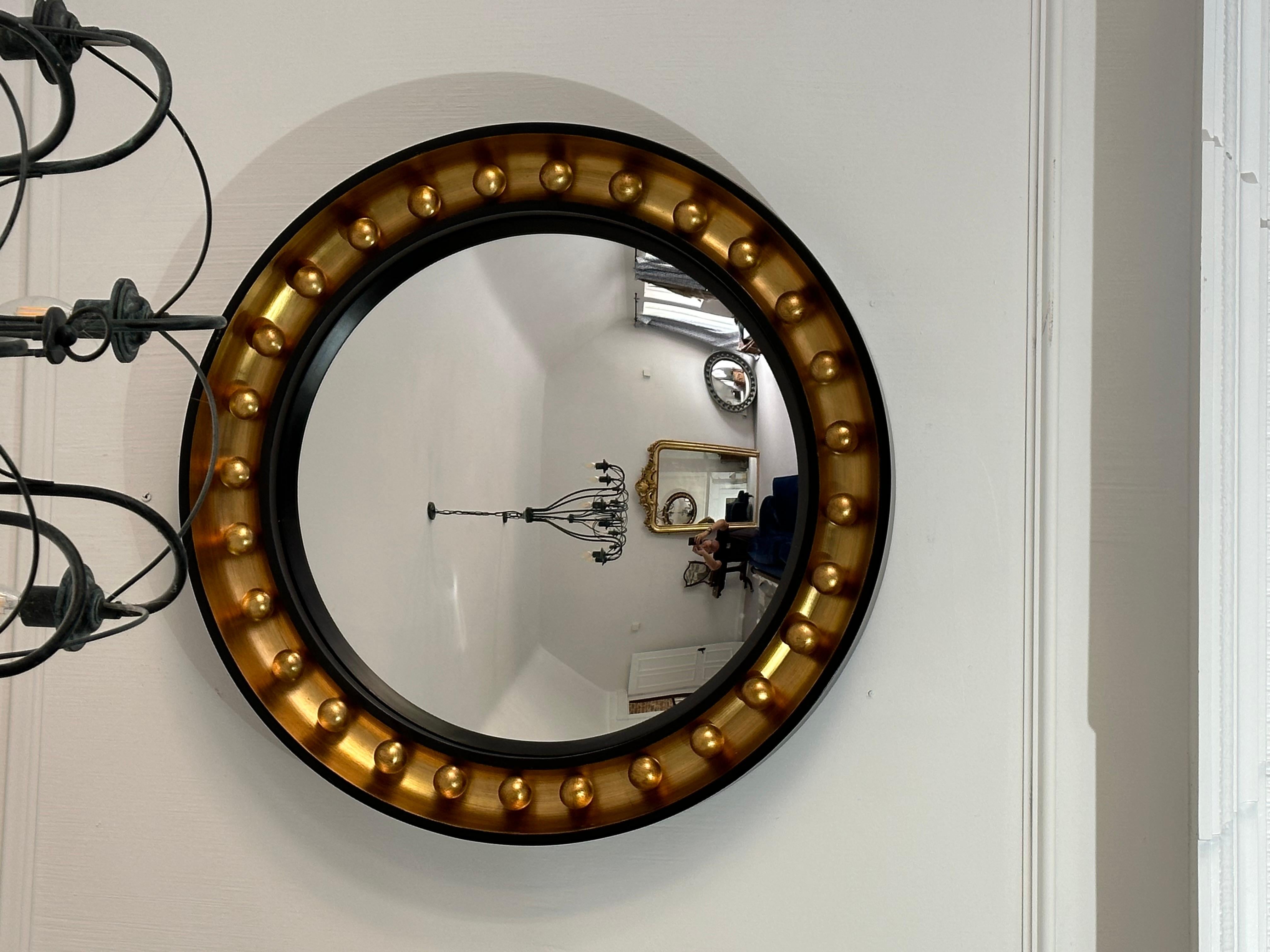 Specchio The Convex Mirror Company, Stilo Forte 102cm/40 in vendita