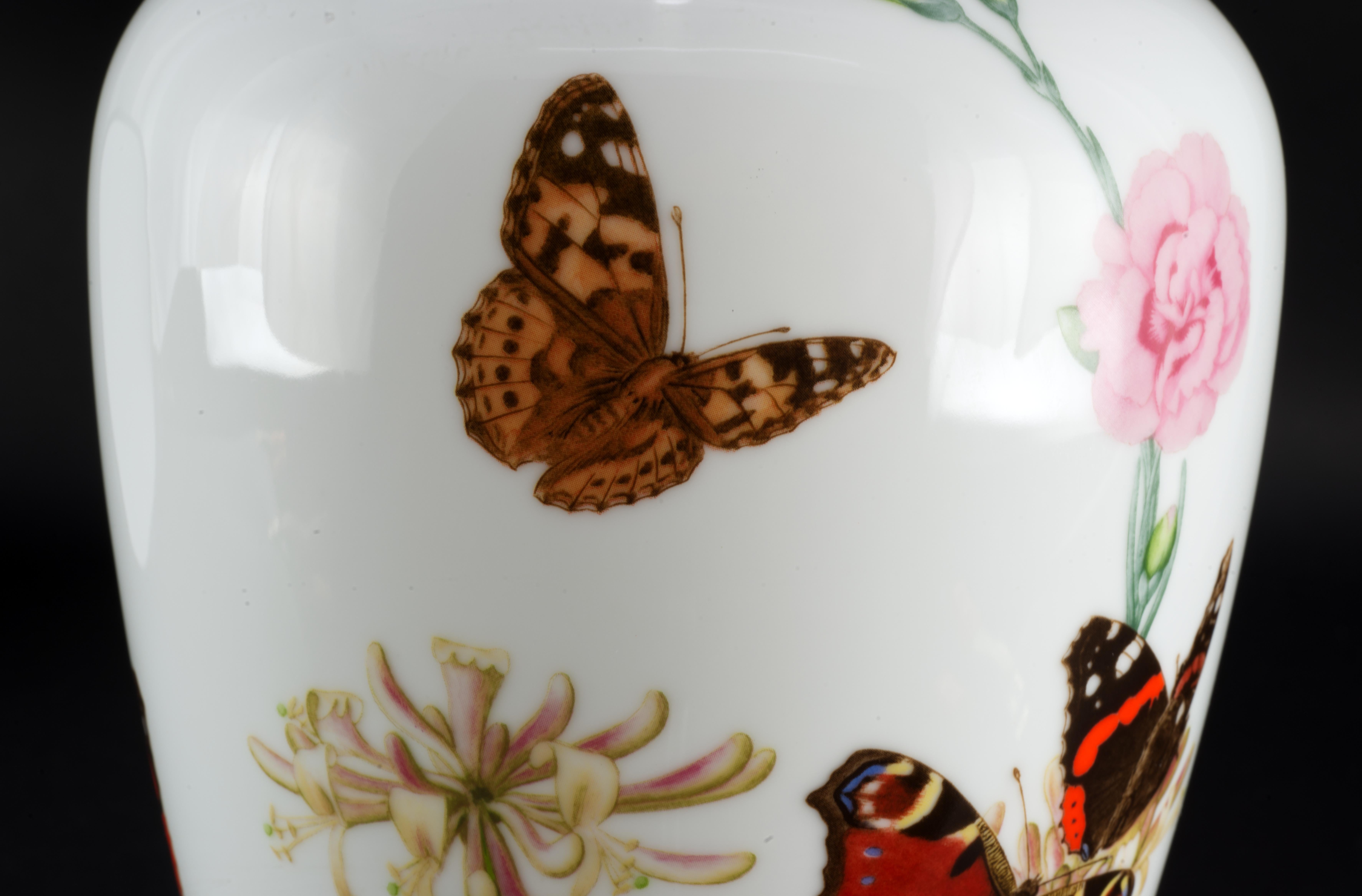 The Country Garden Butterfly Vase John Wilkinson for Franklin Porcelain 2