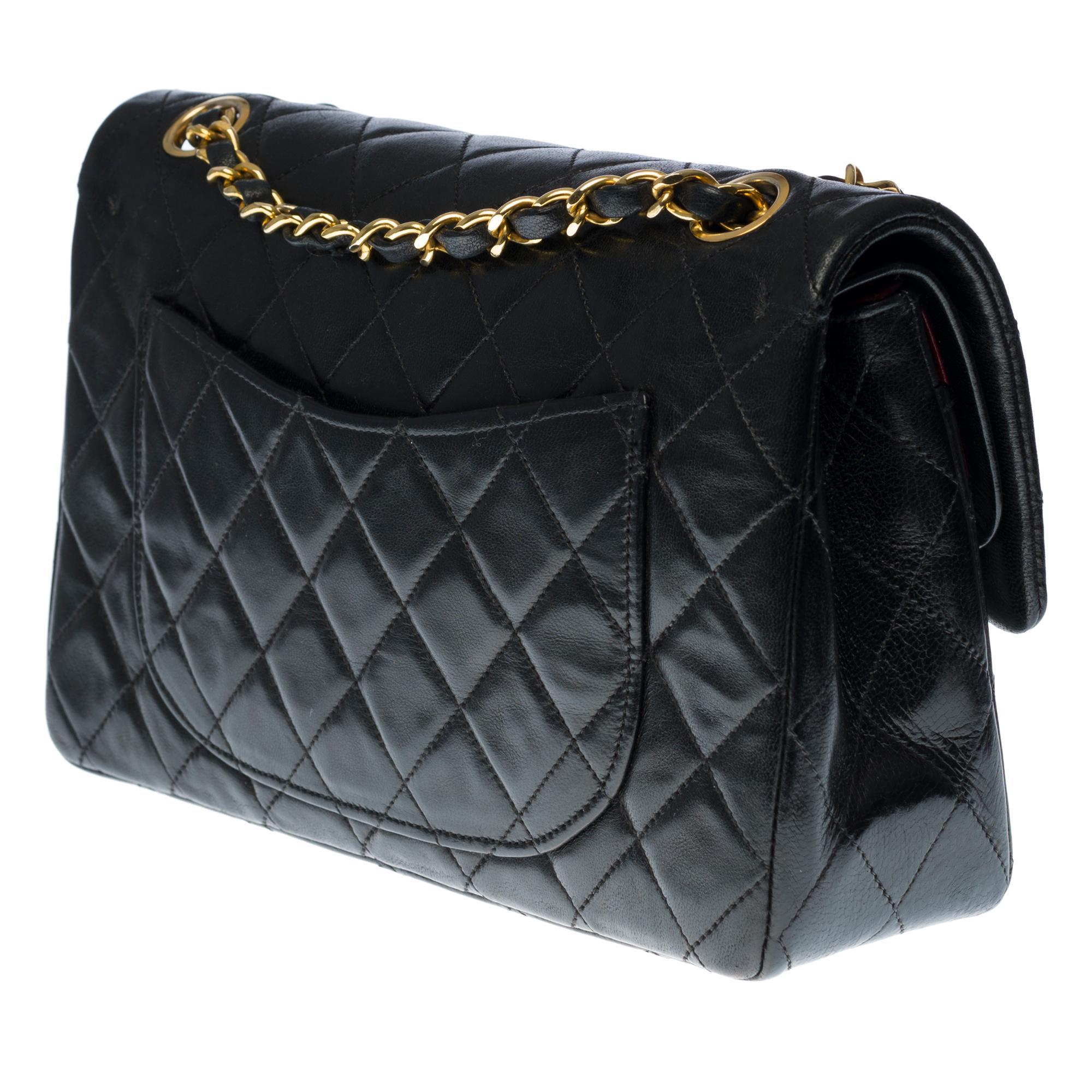 The Coveted Chanel Timeless 23cm Shoulder bag in black quilted lambskin, GHW In Good Condition In Paris, IDF
