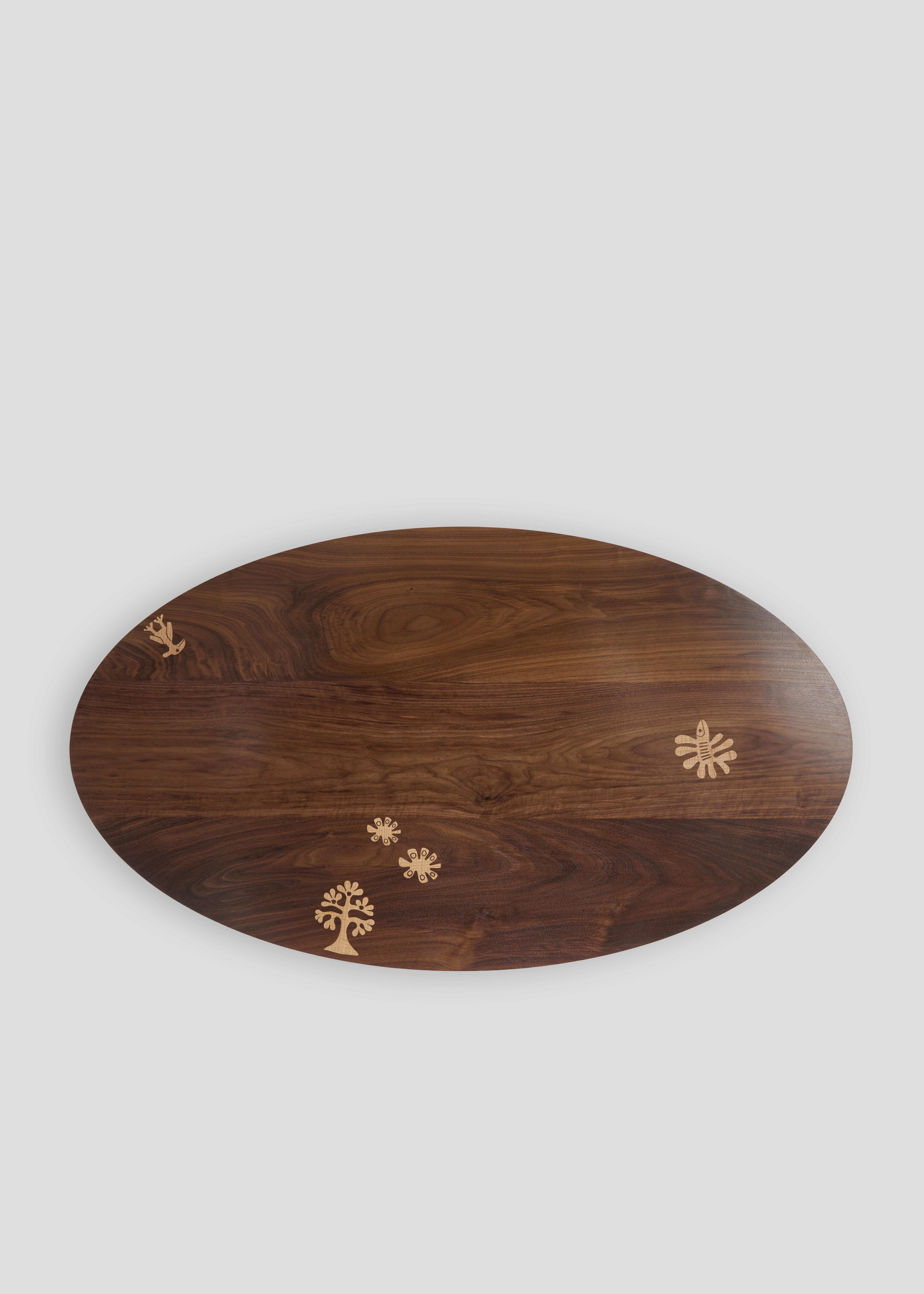 Mid-Century Modern Table basse ovale Cowrie par Sister by Studio Ashby en vente