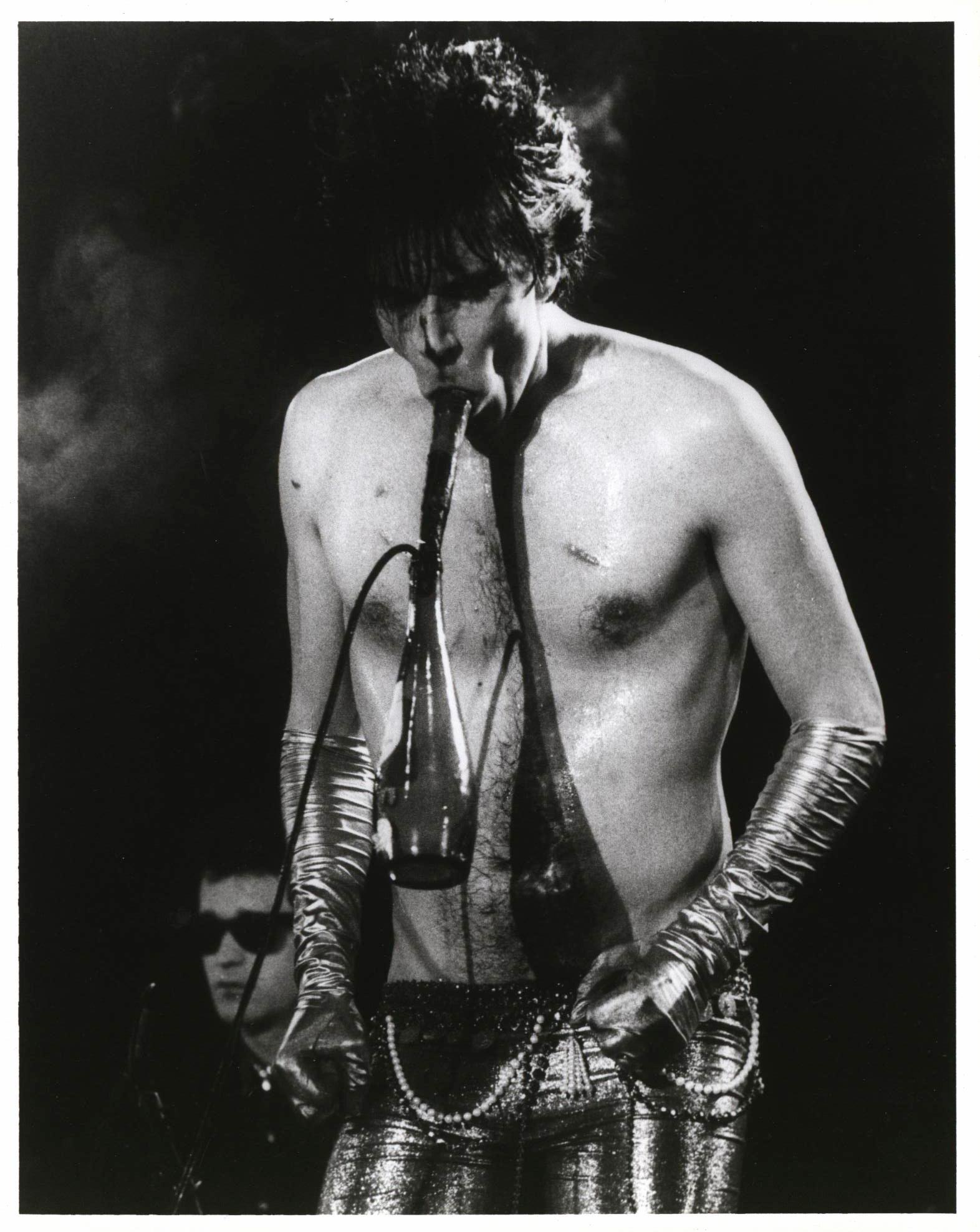 Fin du 20e siècle The Cramps Lux Interior Photographie (photo vintage de chambre noire) en vente