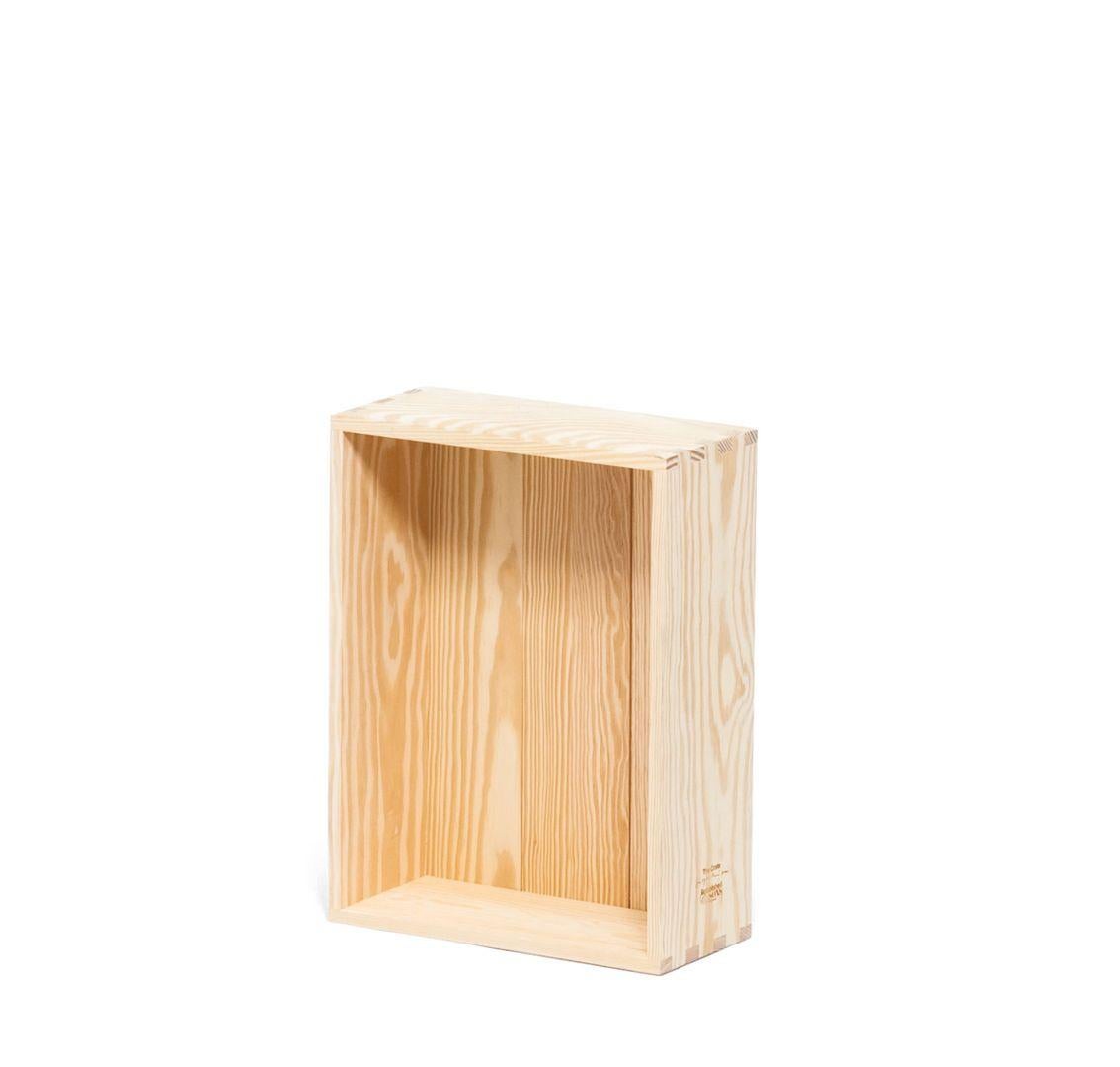 Italian The Crate L375, Solid yellow Pine waxed Established & Sons Jasper Morrison For Sale