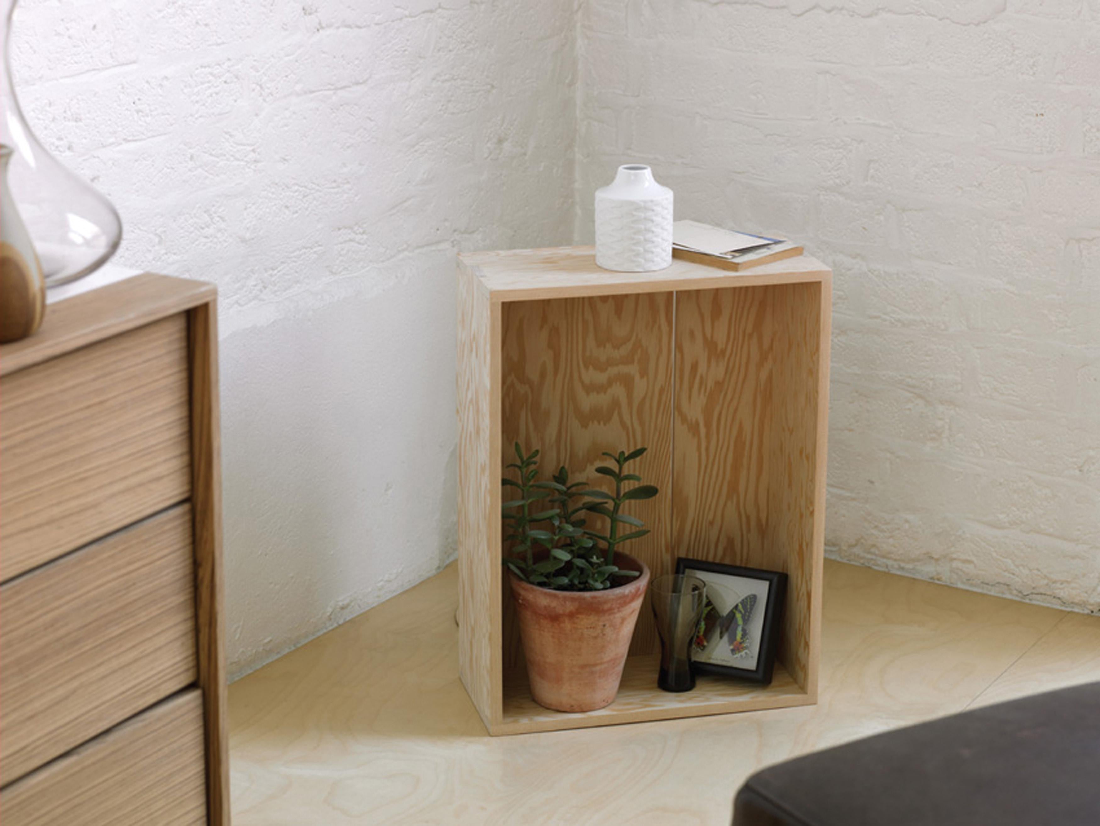 The Crate L375, Solid yellow Pine waxed Established & Sons Jasper Morrison For Sale 1
