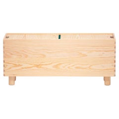 The Crate, No.2 L1200 Solid yellow Pine waxed Established & Sons Jasper Morrison