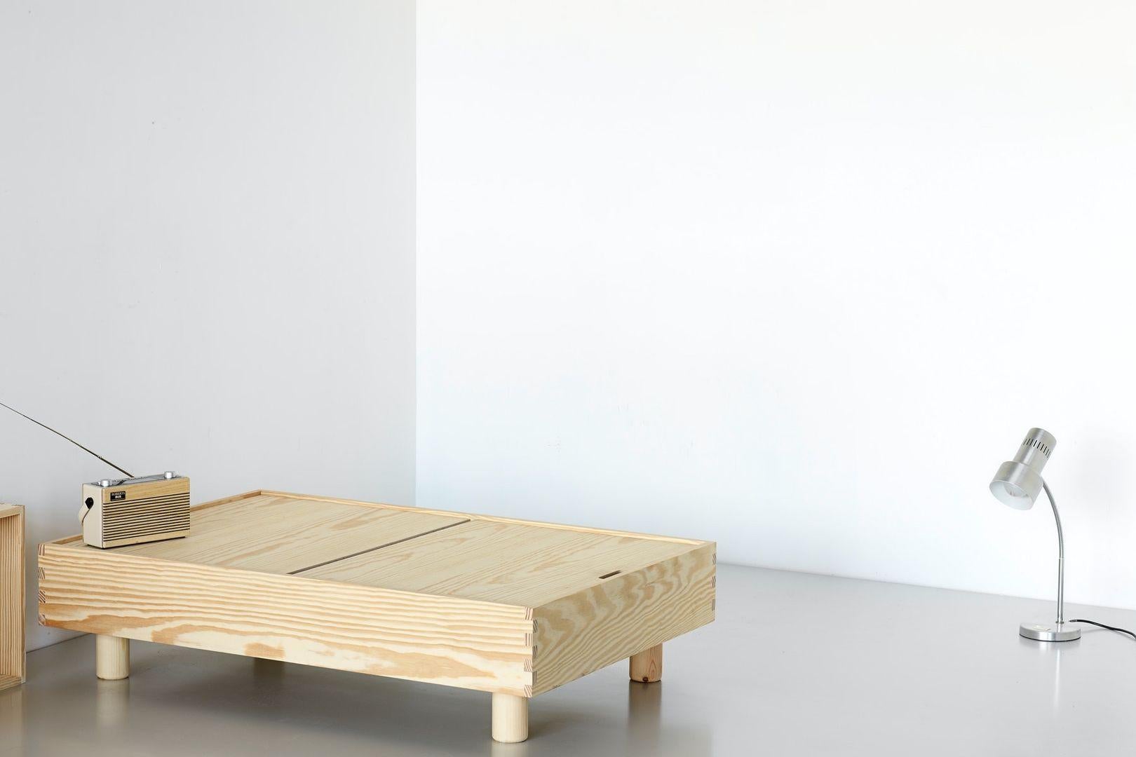 Italian The Crate, No3 L1180 Solid yellow Pine waxed Established & Sons Jasper Morrison For Sale