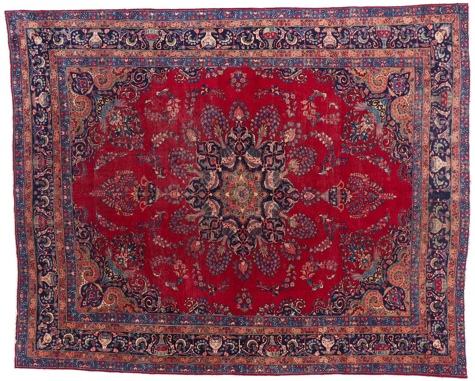 La Corte Cremisi: Un capolavoro persiano di Mashhad dallo splendore regale in vendita 3