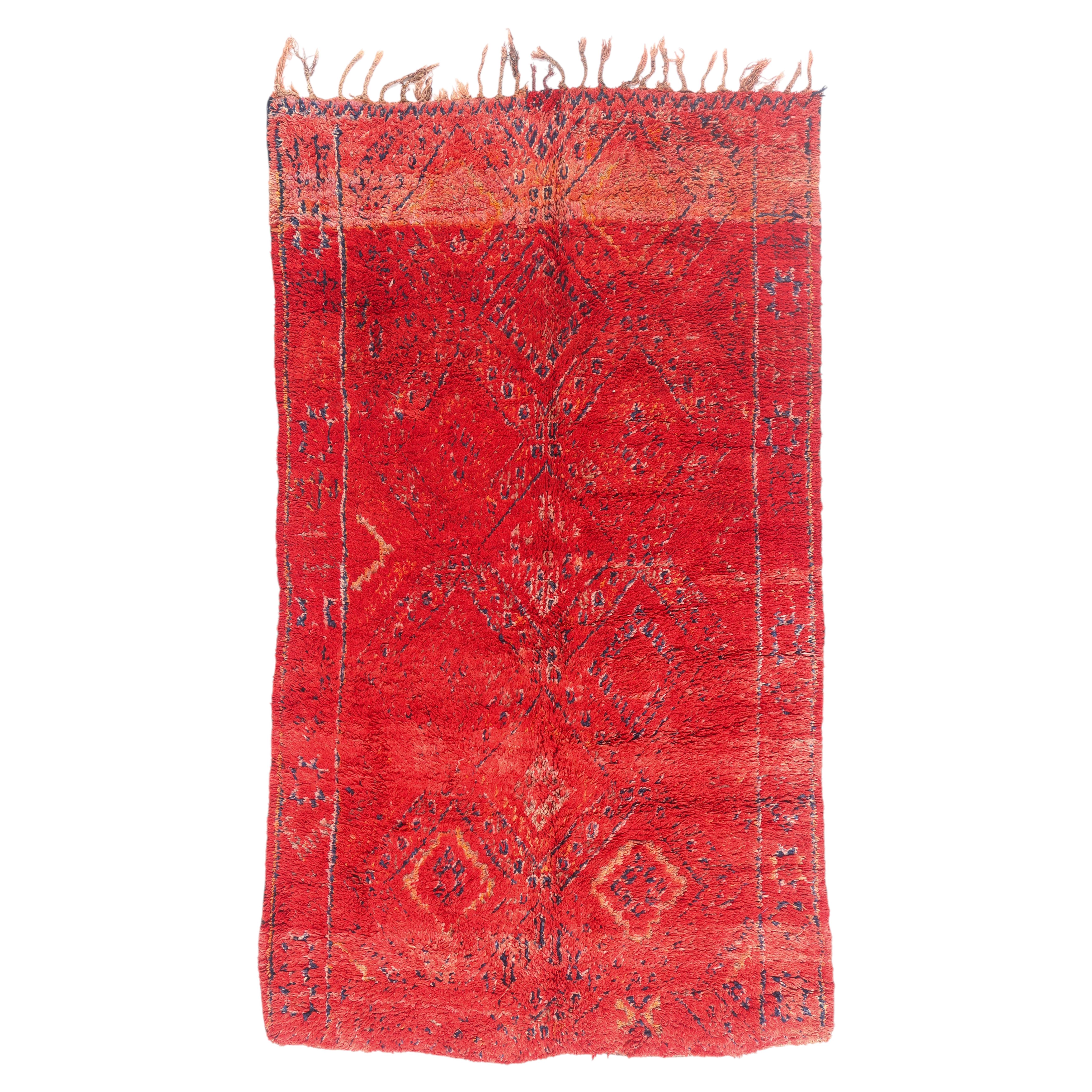 The Crimson Dynasty: A Vintage Beni M'Guild Moroccan Masterpiece of Prestige For Sale