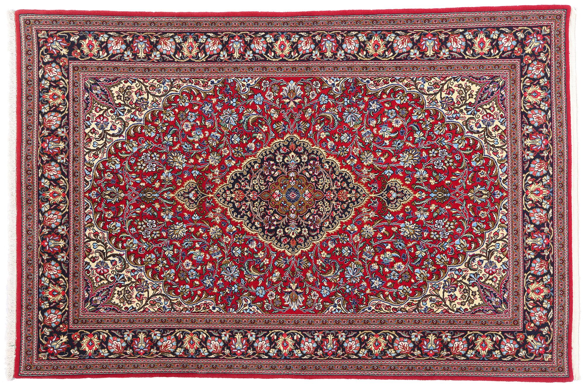 Die Karminrote Dynastie: Ein Vintage-Perserteppich aus Qum von edler Raffinesse im Angebot 3