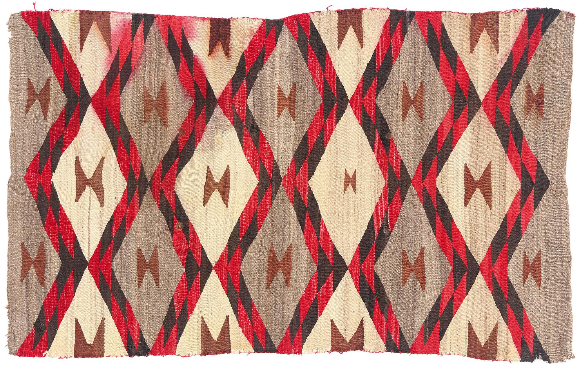 El Entramado Carmesí: Una herencia de tejidos del suroeste inspirados en el cristal en venta 3