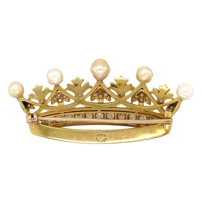 Crown Brooch For Sale at 1stDibs