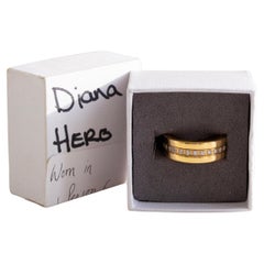 The Crown Elizabeth Debicki Screen Worn Princess Diana Season 6 Gold Ring