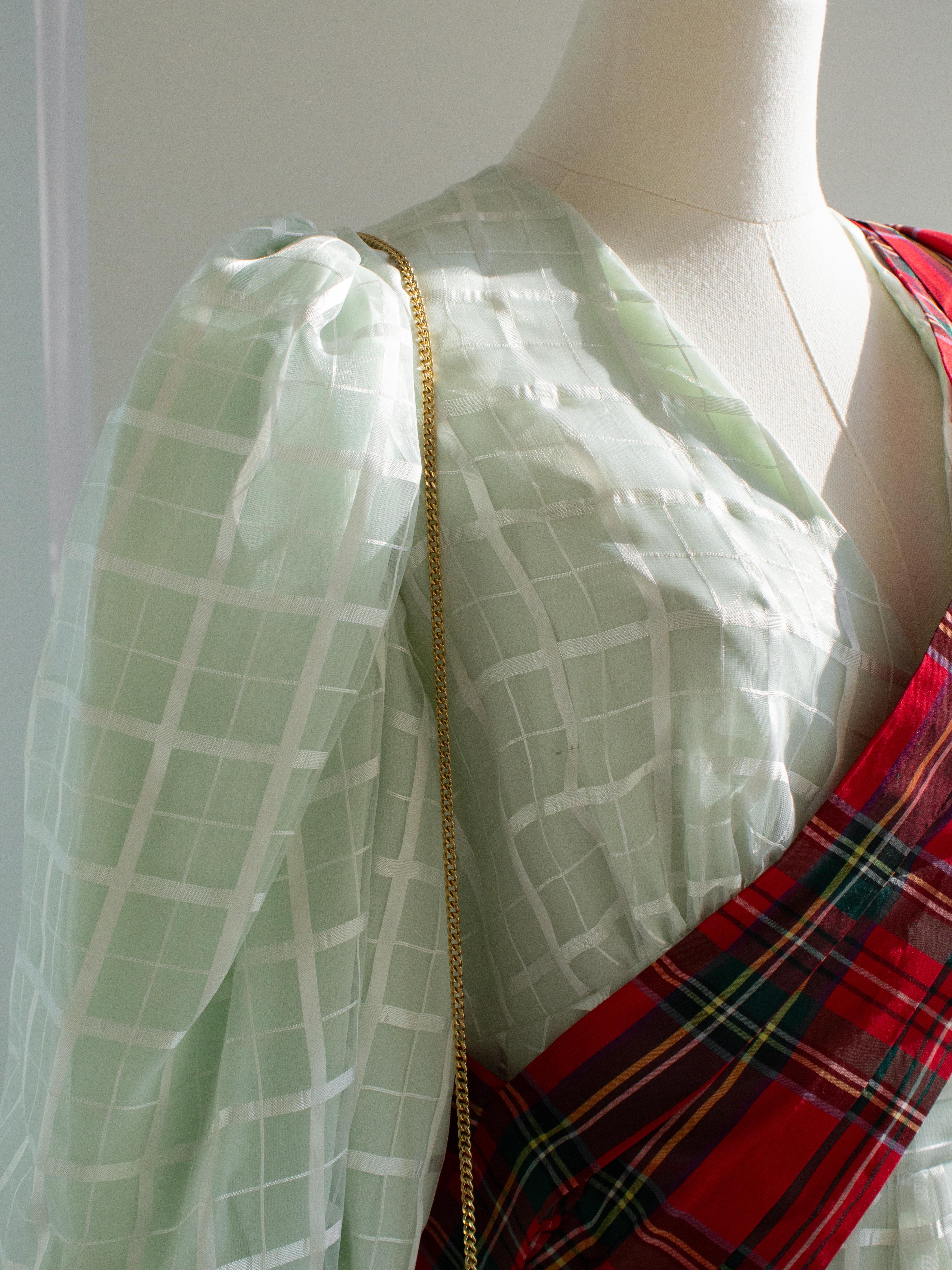 Subasta de la serie The Crown Bonhams Traje de gala de la princesa Ana Ghillies en venta 6