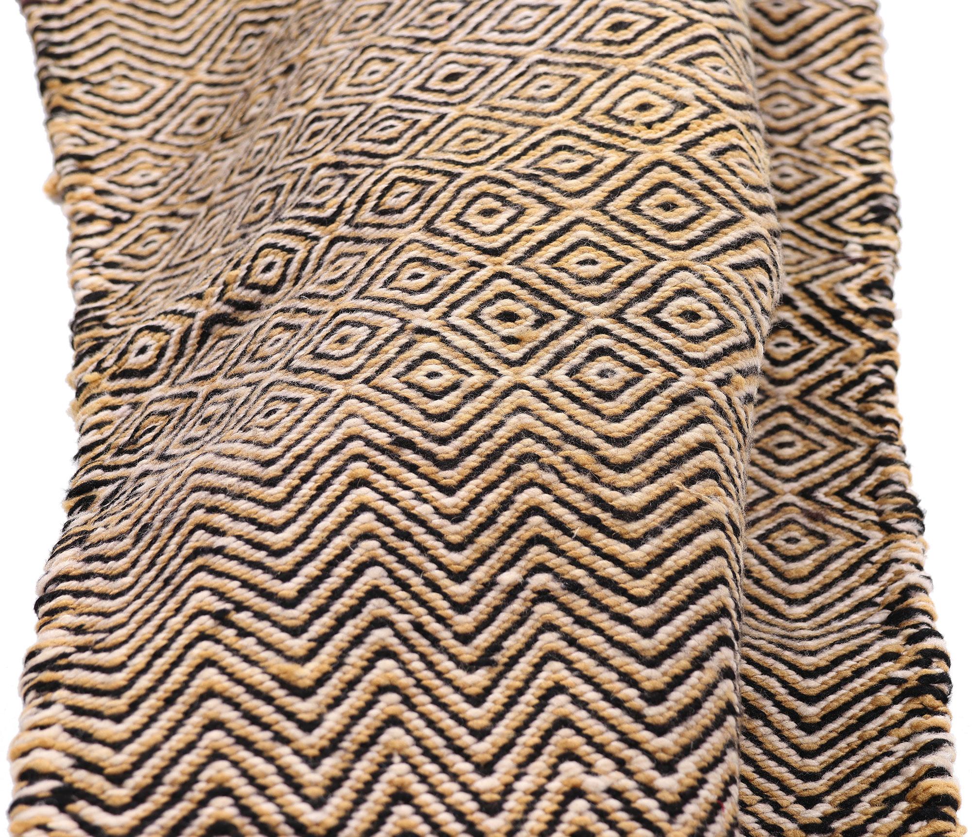 Colonial espagnol La constellation de Crownpoint : Un chef-d'œuvre signé du Sud-Ouest par Lola Yazzie en vente