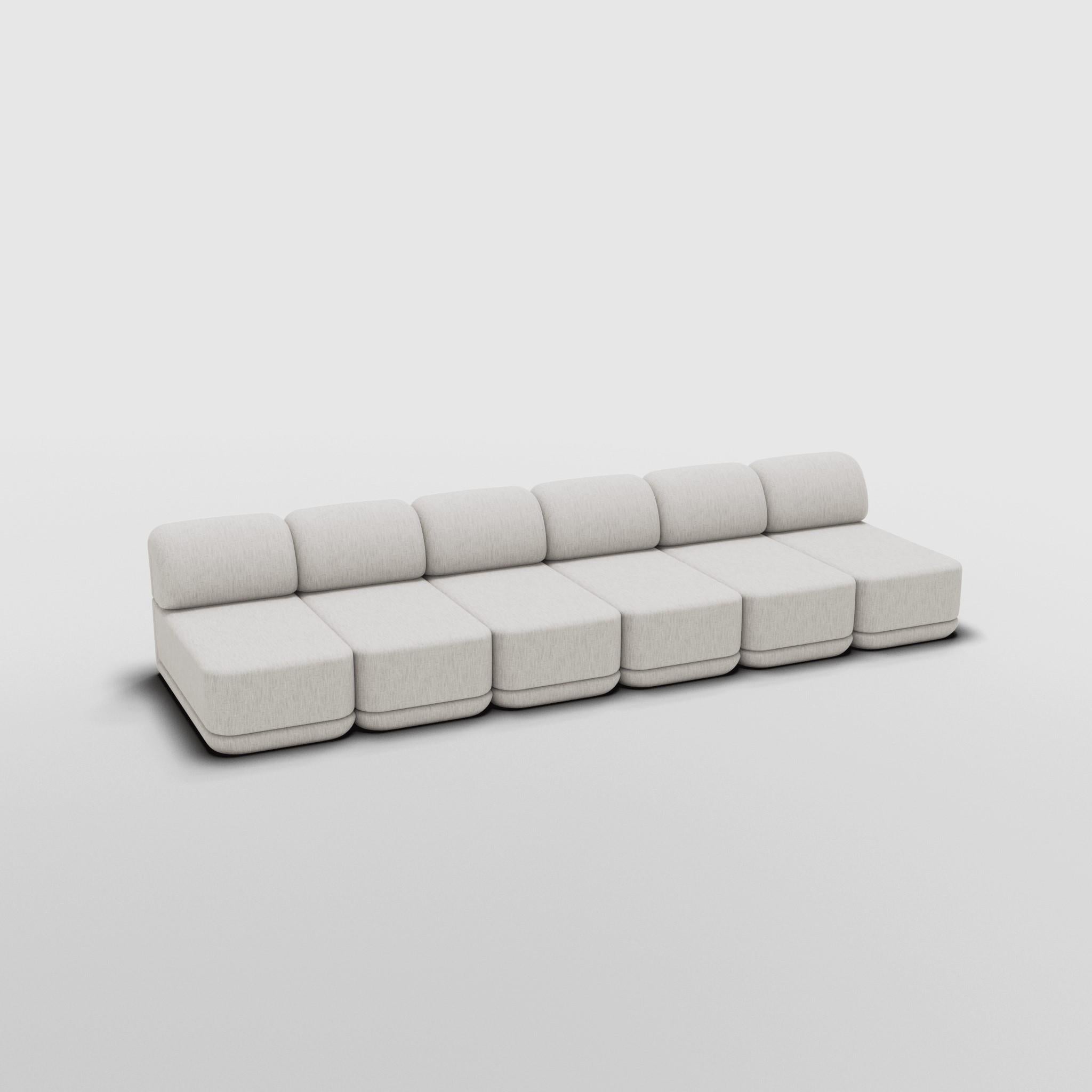 Mid-Century Modern The Cube Sofa - Chenille élancée en vente