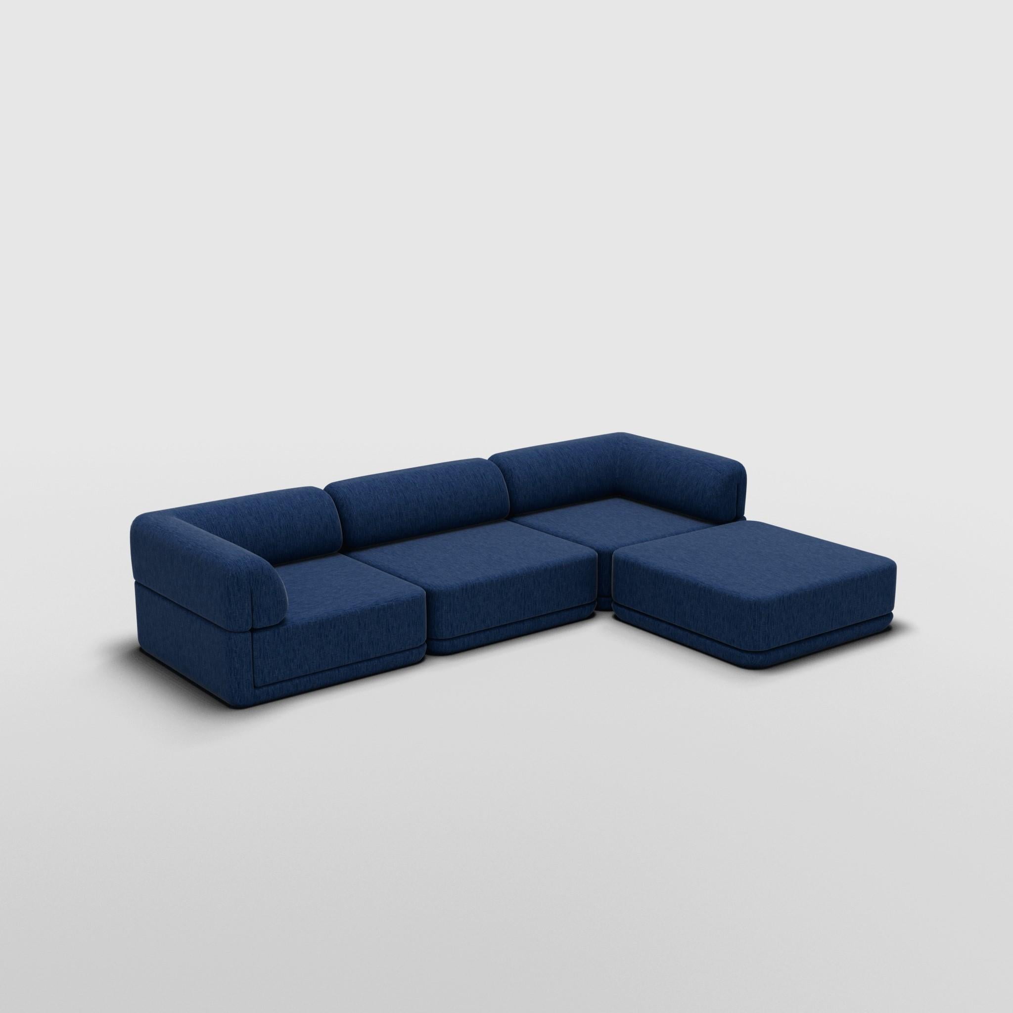 The Cube Sofa -- Sofa Lounge with Ottoman -- Grey Bouclé For Sale 1