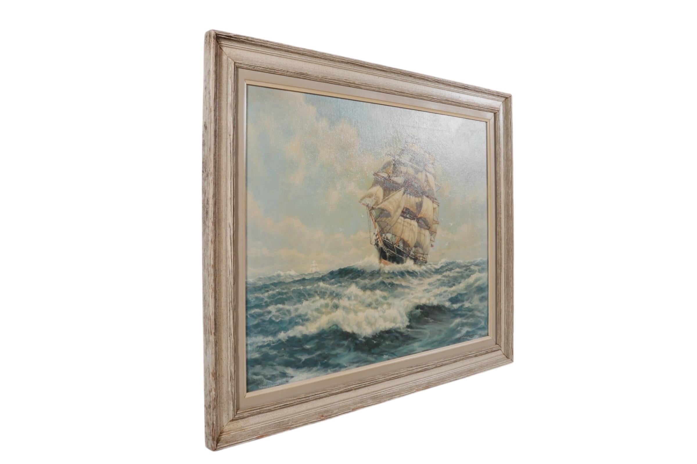 Un olio originale su tela di Don Lemon (nato nel 1913-2015). Il dipinto raffigura il Cutty Sark, una nave clipper britannica nota per la sua velocità e il suo design, che naviga in un mare agitato. Il Cutty Sark è a vele spiegate, il che fa pensare