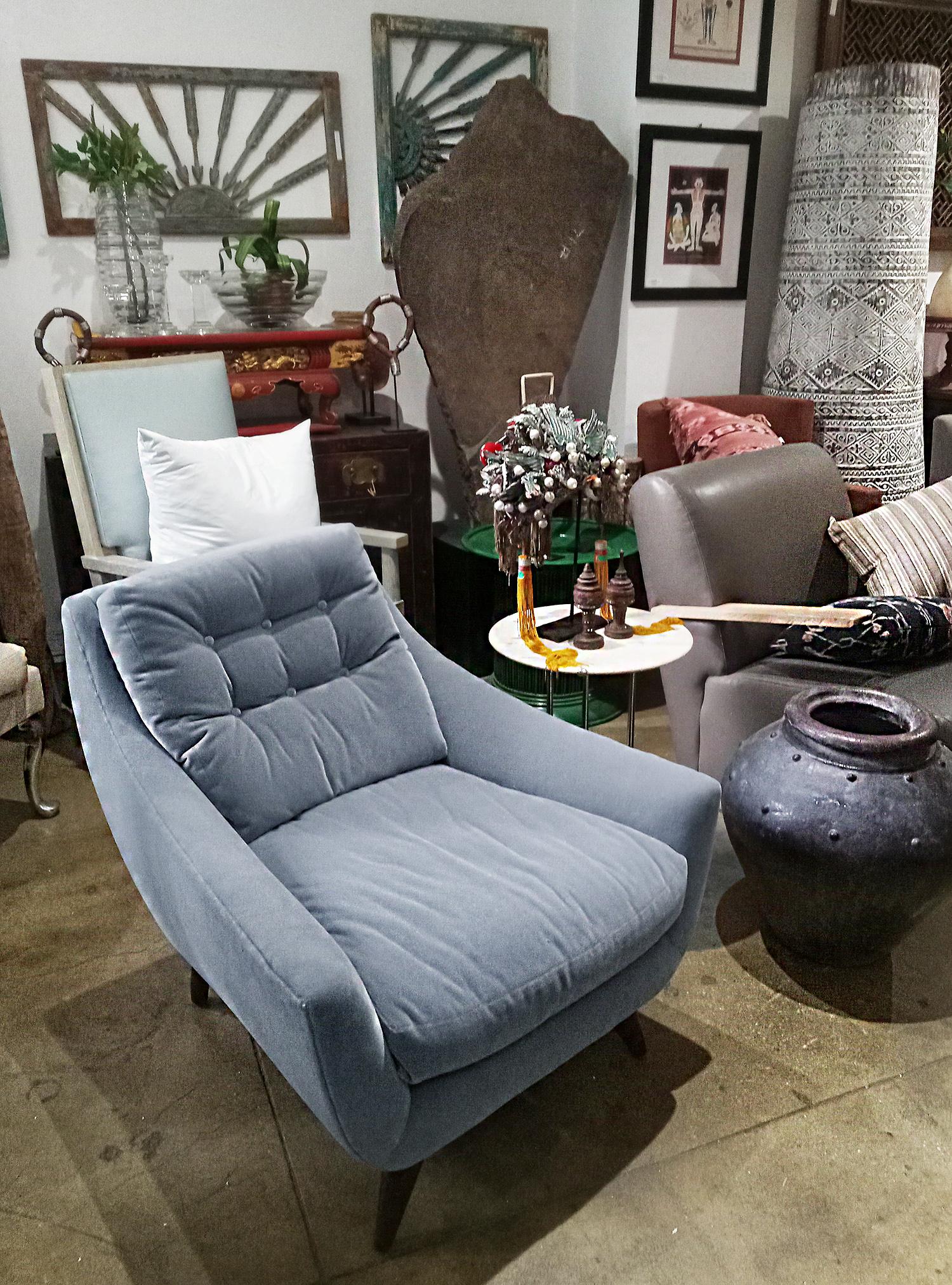 The Donna Chair, by Vicente Wolf For Sale 8