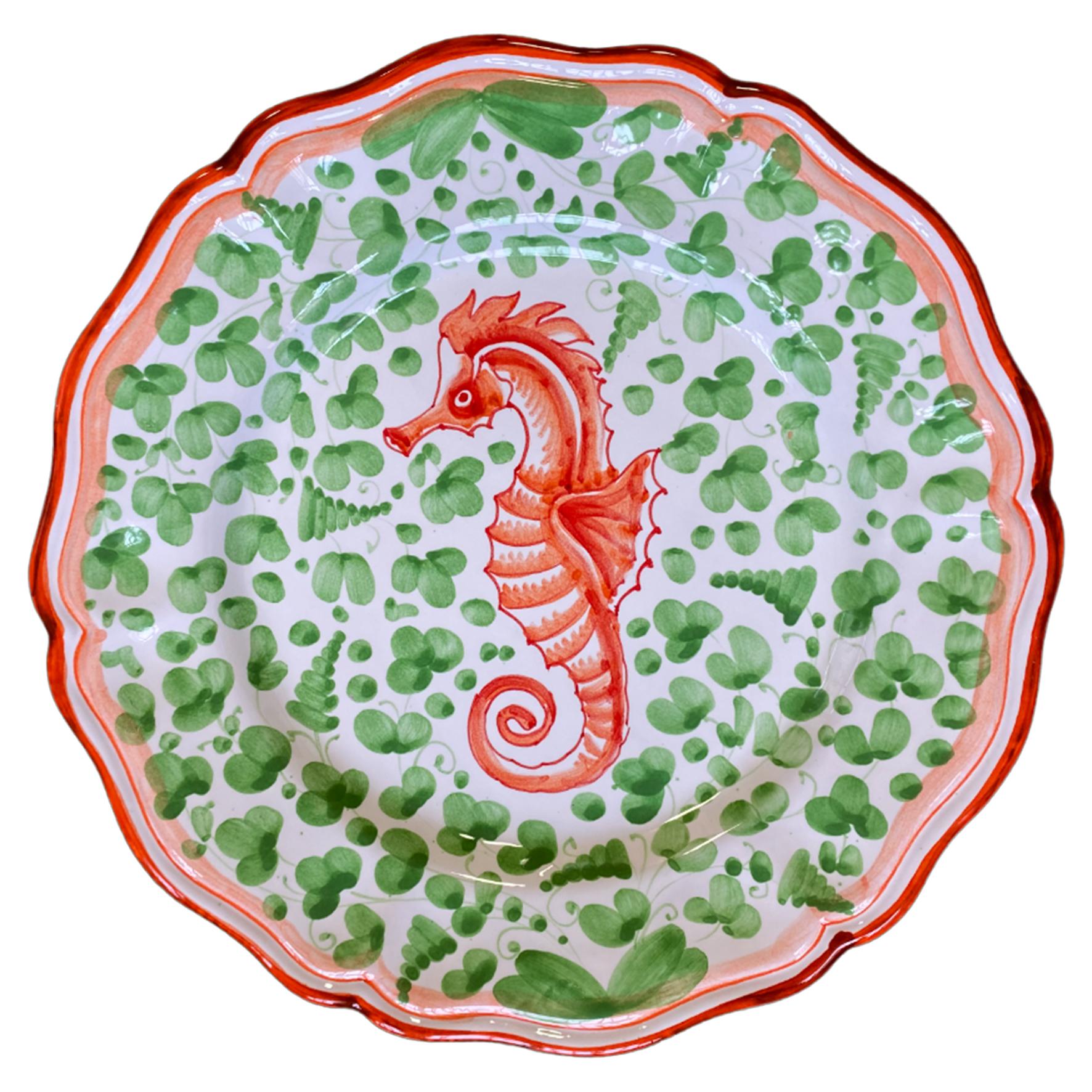 Dipinto a mano Dot Dot Dot D'été - Piatto da insalata in ceramica dipinta a mano - Set di 4 pezzi in vendita