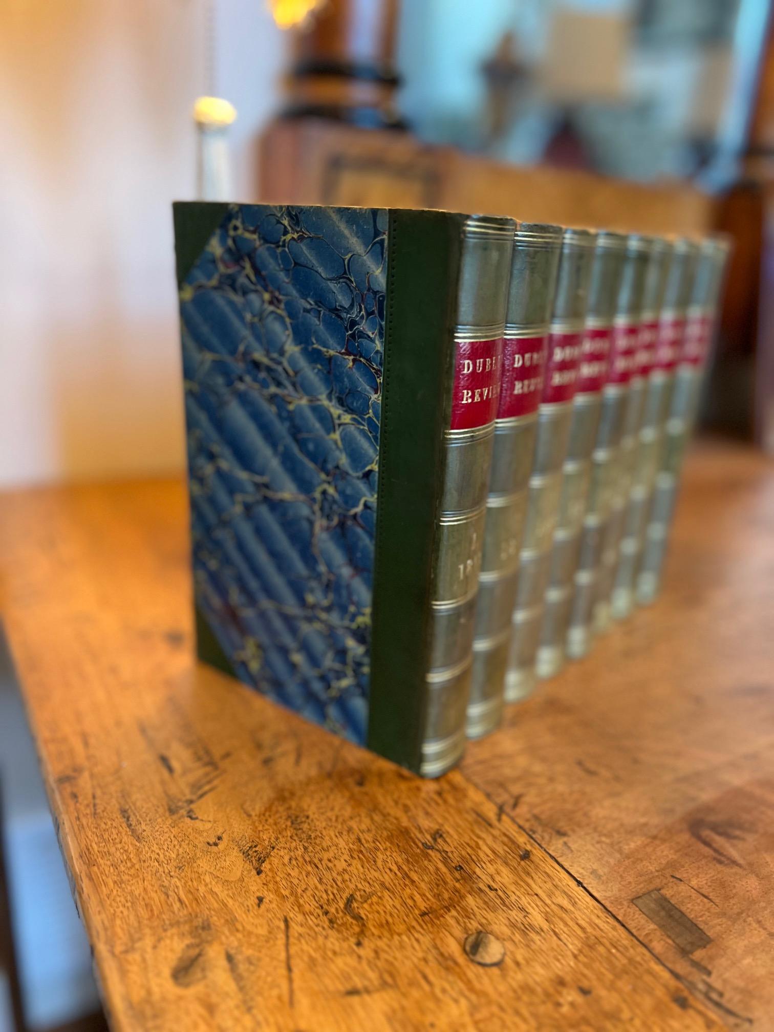 The Dublin Review, ensemble de périodiques reliés en cuir du début de l'époque victorienne, 8 volumes en vente 1