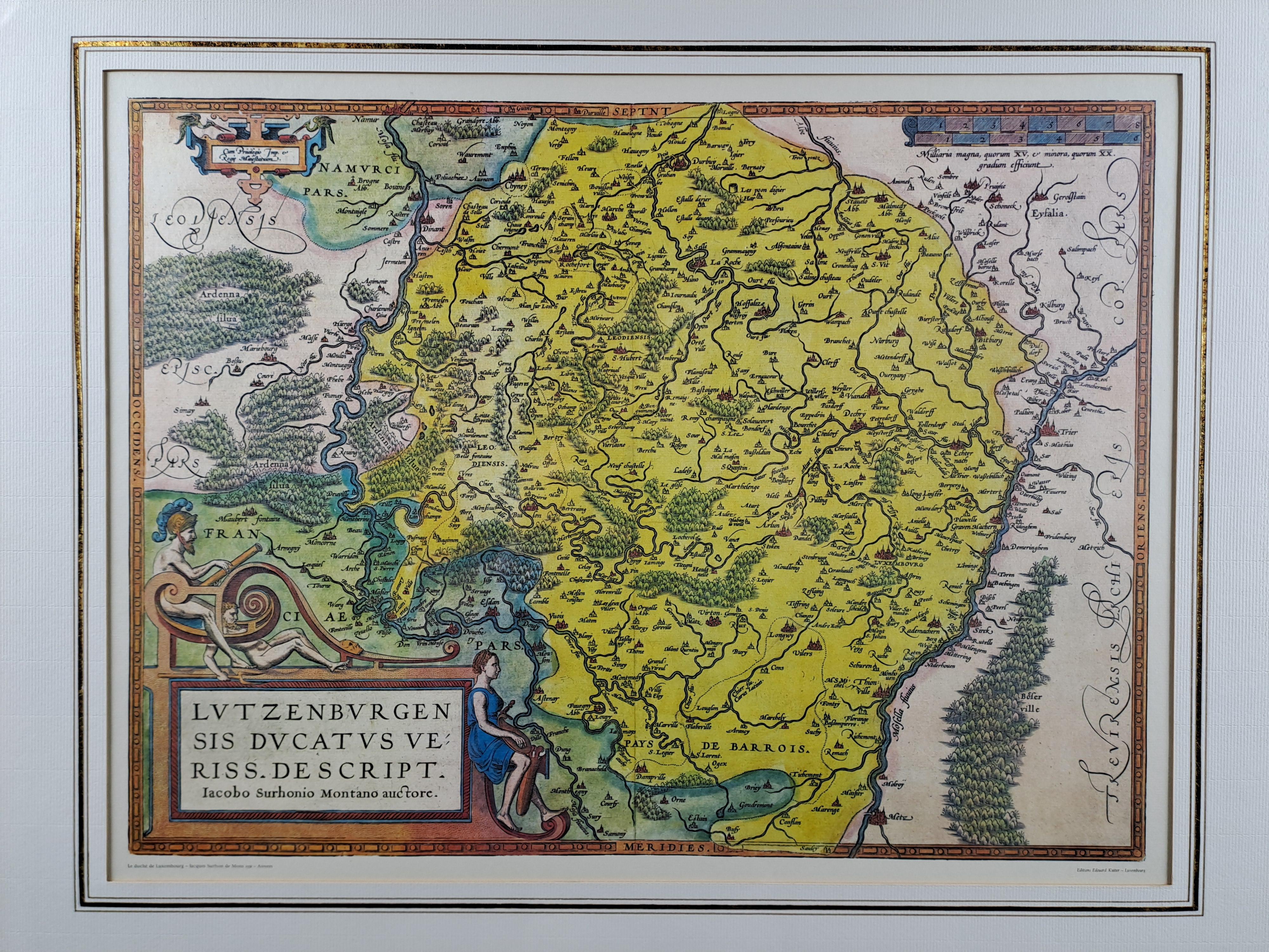Engraving representing the map of the Duchy of Luxembourg in 1551, after Jacques Surhon de Mons 20th century edition from Edouard Kutter editions in Luxembourg  

 In its luxurious original satin veneer frame, under glass.  


 Very good condition  