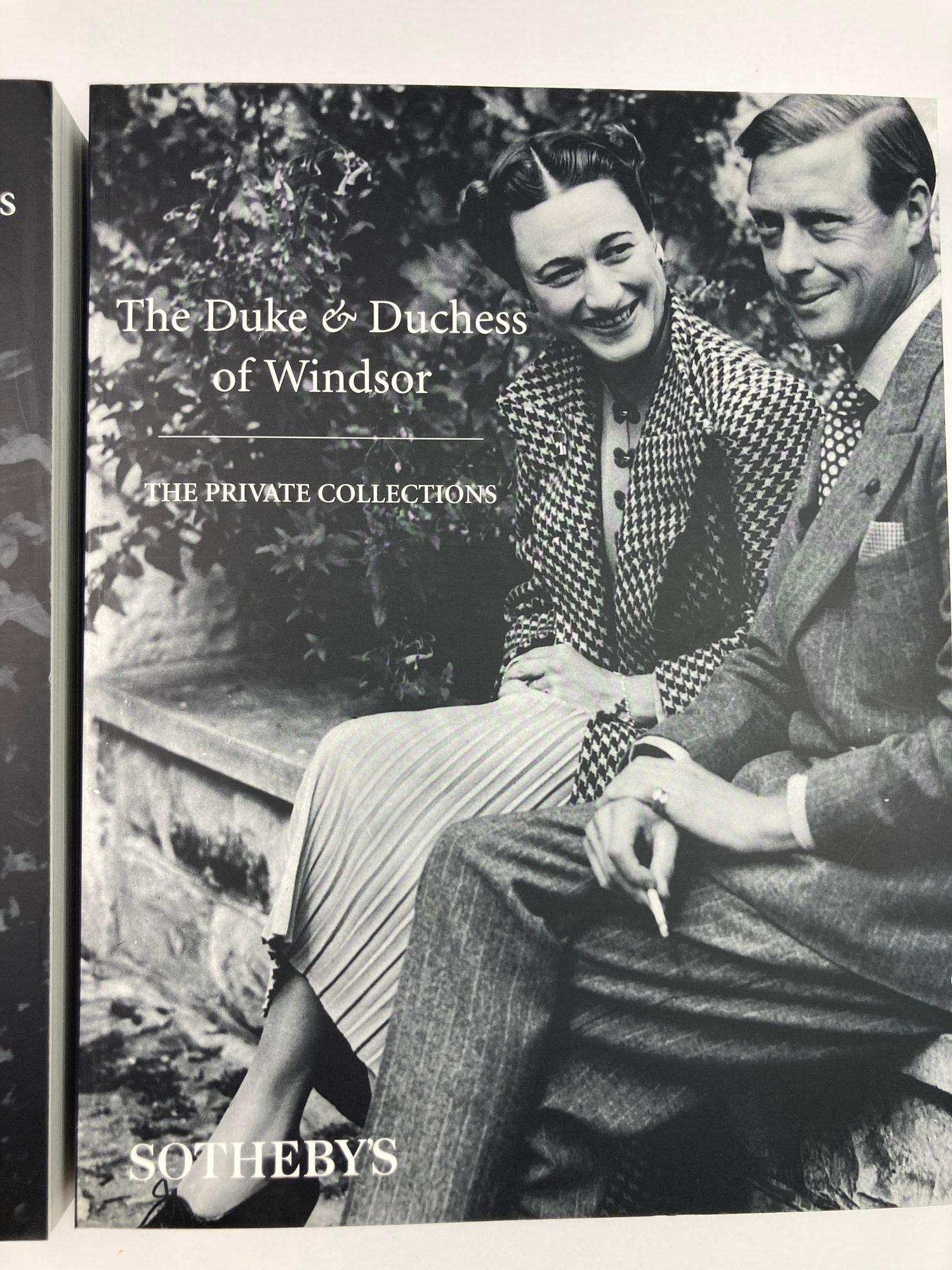 The Duke and Duchess of Windsor Auction Sotheby's Books Catalogs in Slipcase Box (Le duc et la duchesse de Windsor, ventes aux enchères, catalogues de livres de Sotheby's dans une boîte) en vente 3