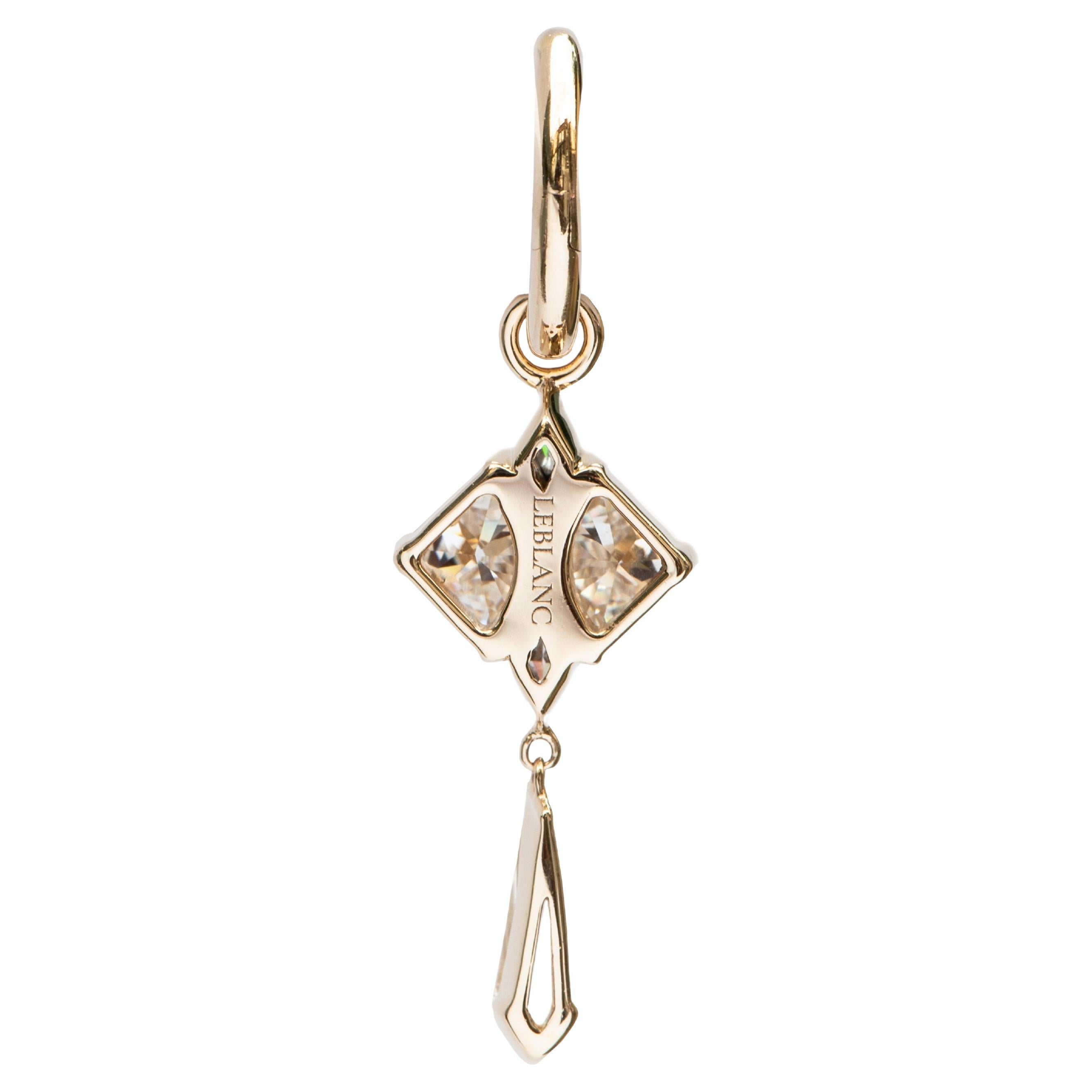 The magnificent eagle ray never fails to inspire us. A symbol of wisdom and grace, this elegant creature is a spirit guardian. Directly inspired by the ray’s form, the earrings are crafted with an assortment of fancy cut moissanite. A celebration of