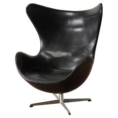 The Egg Chair Model 3315 Made In Black  Leather By Arne Jacobsen