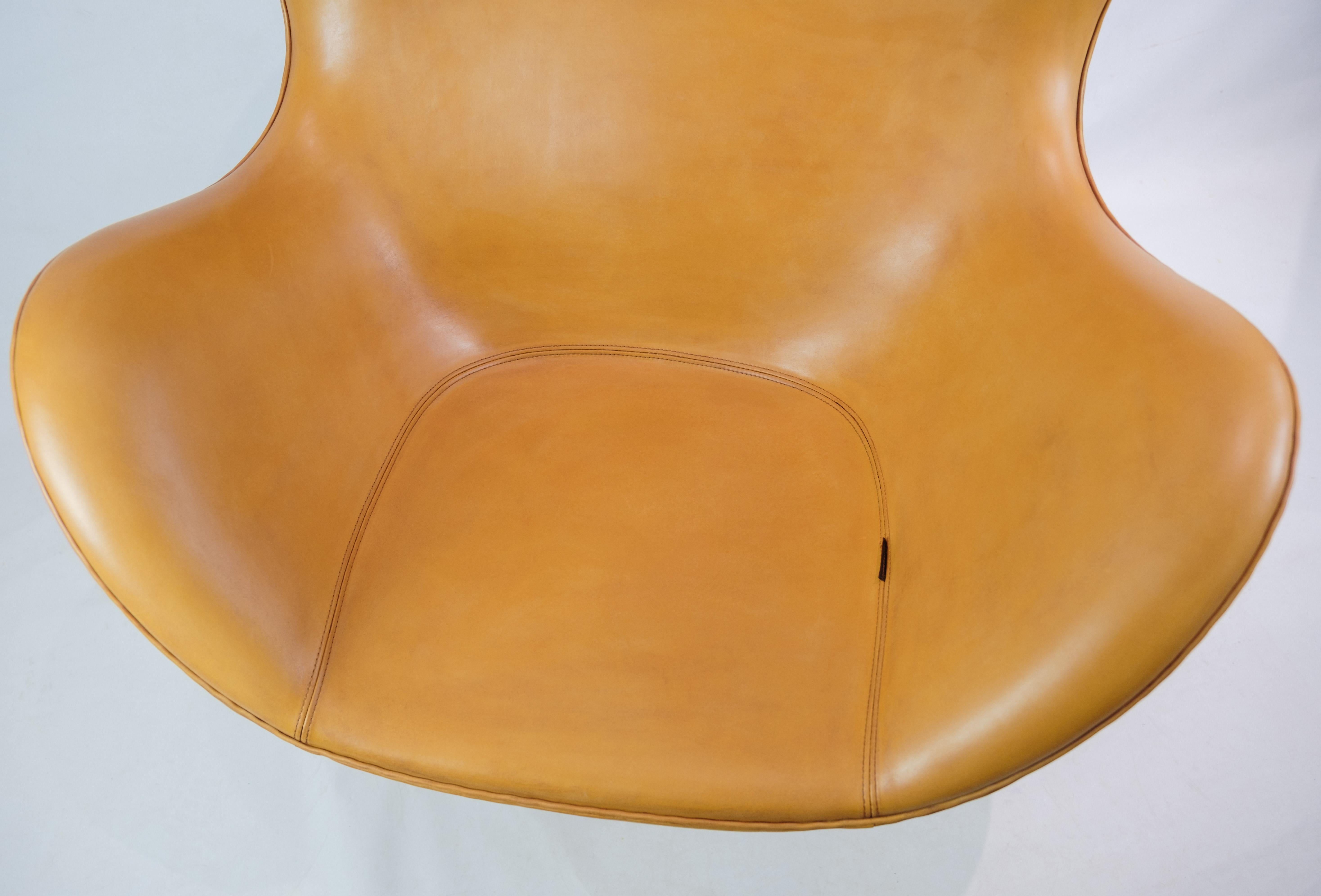 The Egg Model 3316 Made In Cognac Elegance Leather By Arne Jacobsen From 2000s For Sale 1