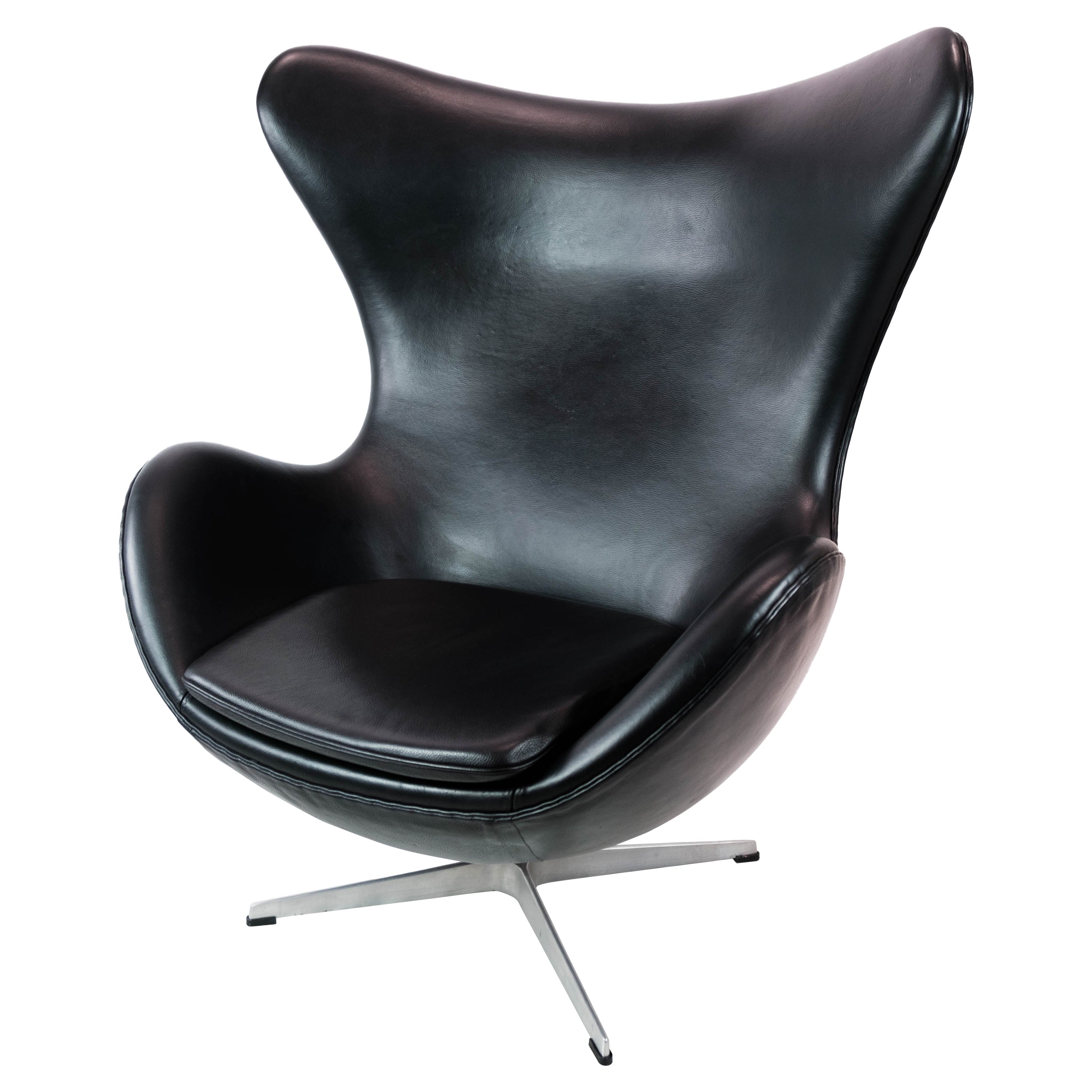 The Egg Model 3316 By Arne Jacobsen & Fritz Hansen From 2001