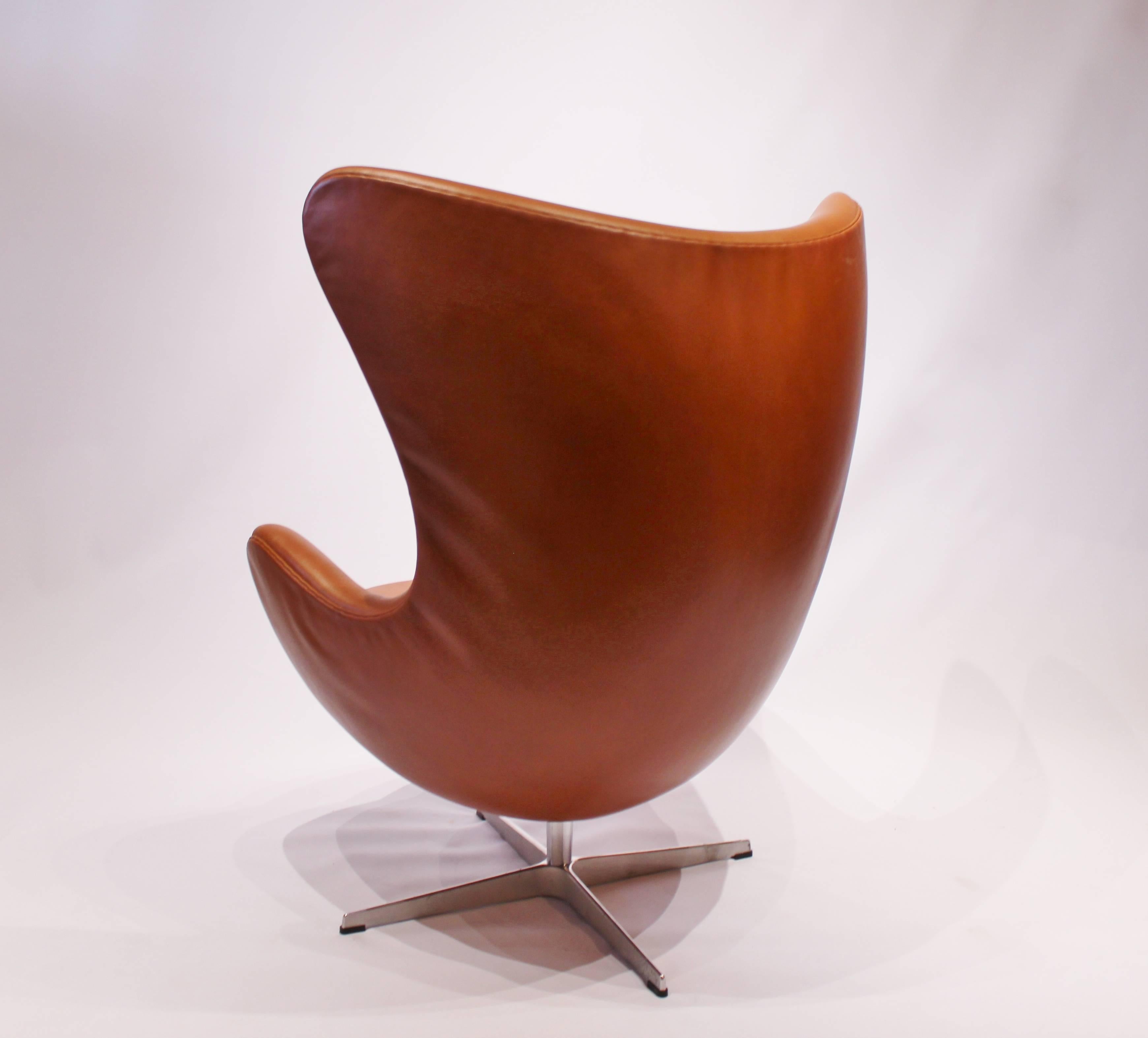 Scandinavian Modern The Egg, Model 3316, Cognac Leather by Arne Jacobsen and Fritz Hansen