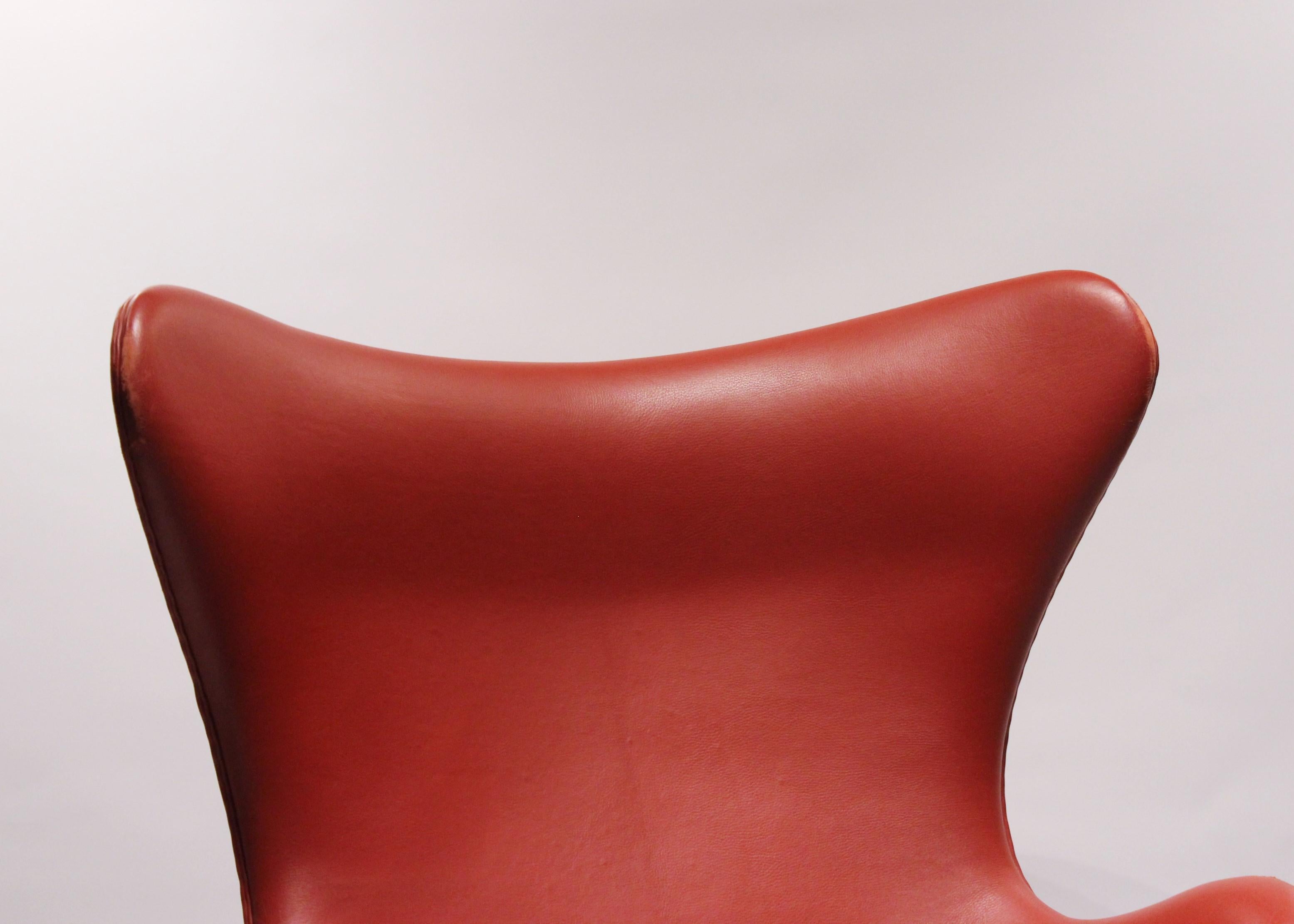 Danish The Egg, Model 3316, Red Leather, by Arne Jacobsen and Fritz Ansen, 2001