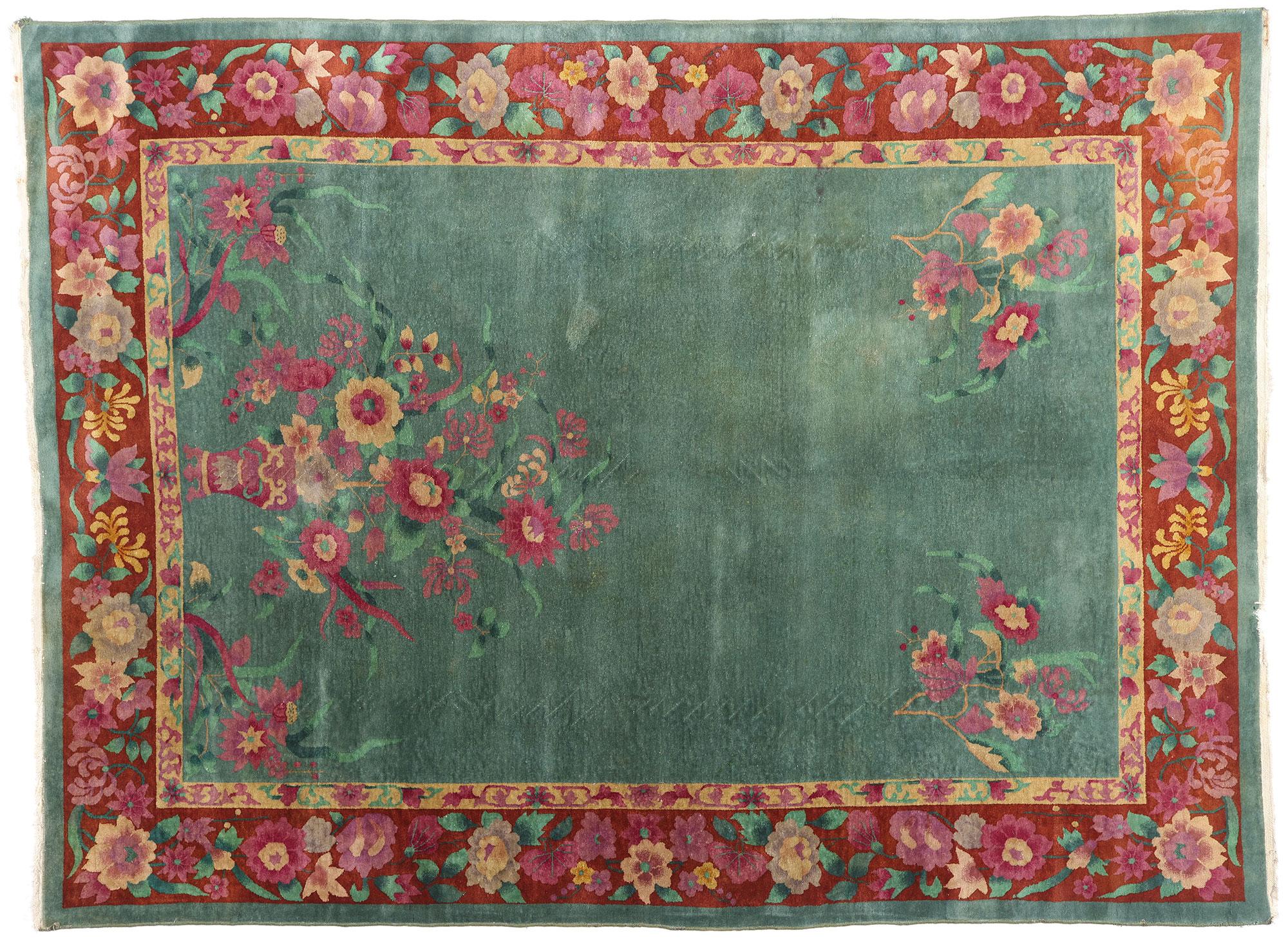 La dynastie d'émeraude : Un tapis chinois ancien de style Art déco d'une élégance est-ouest en vente 4