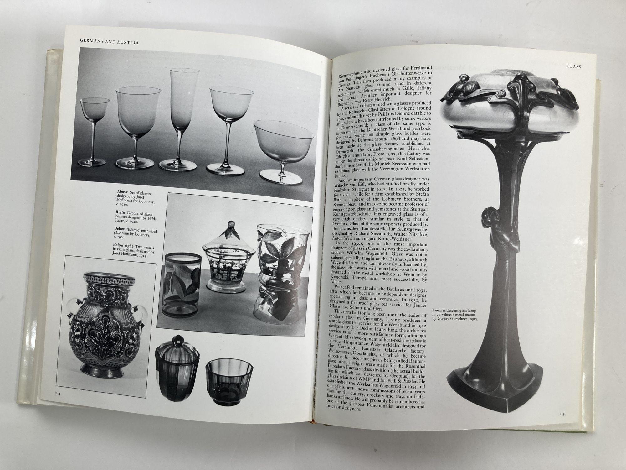 Encyclopedia of Decorative Arts, 1890-1940 1st Edition 1978 For Sale 6