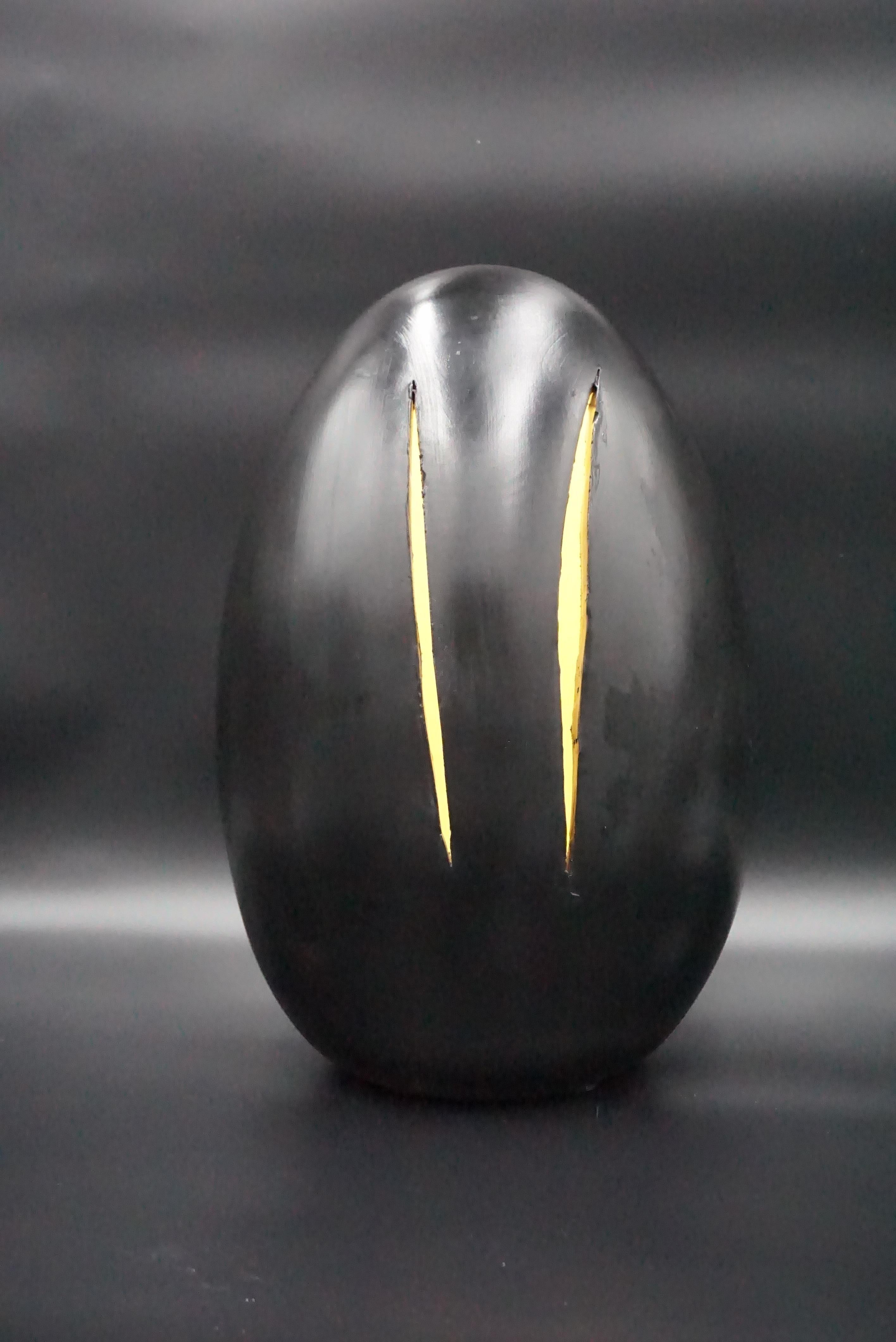 End of God Sculptural Black Ceramic Table Lamps, Tribute to Lucio Fontana For Sale 6