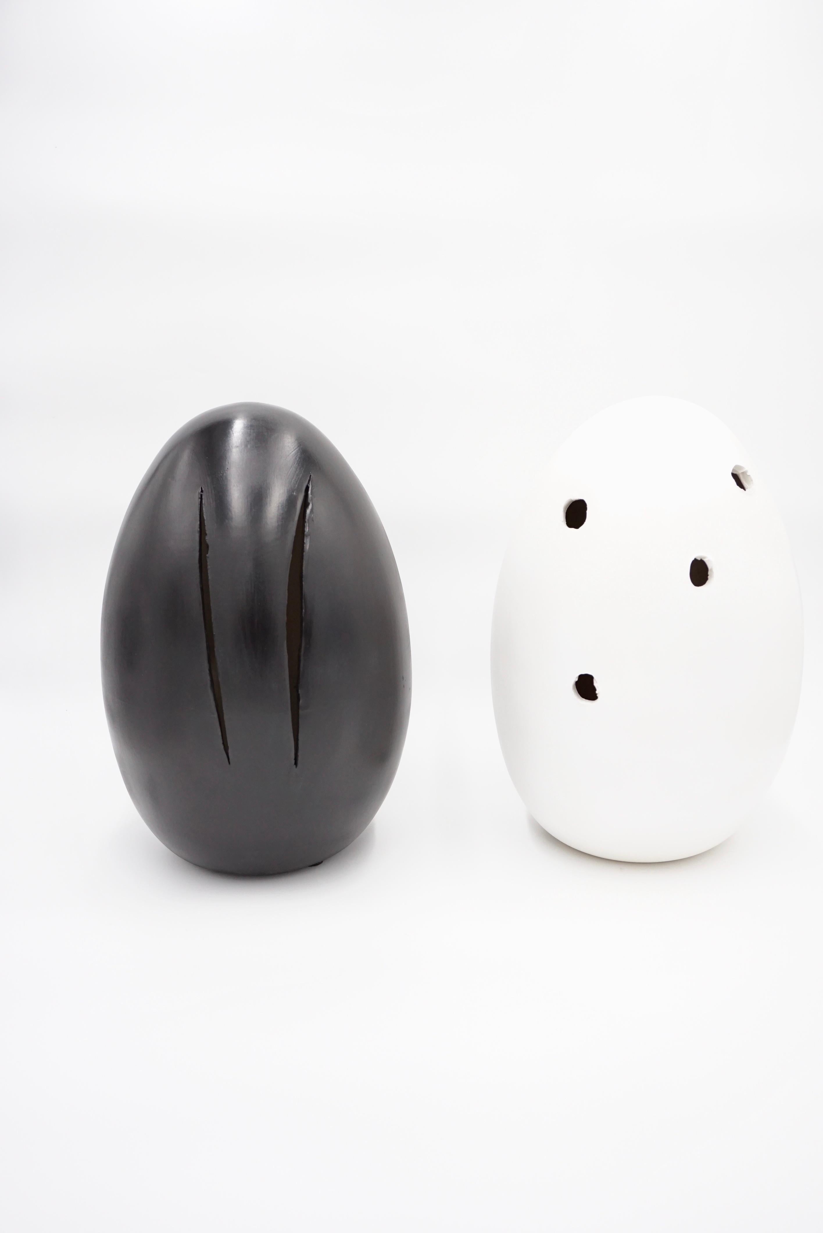 THE END OF GOD Skulpturale schwarze Keramik-Tischlampen, Hommage an Lucio Fontana im Angebot 9