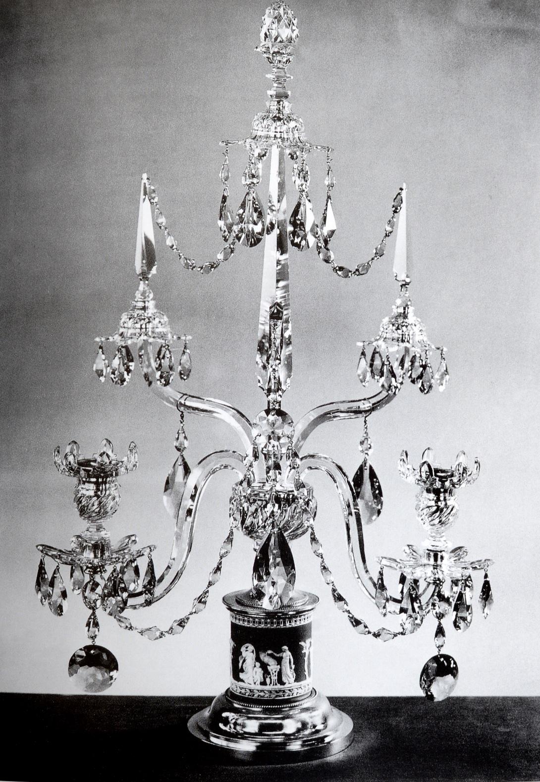 'The English Glass Chandelier' by Martin Mortimer, First Edition In Excellent Condition For Sale In valatie, NY