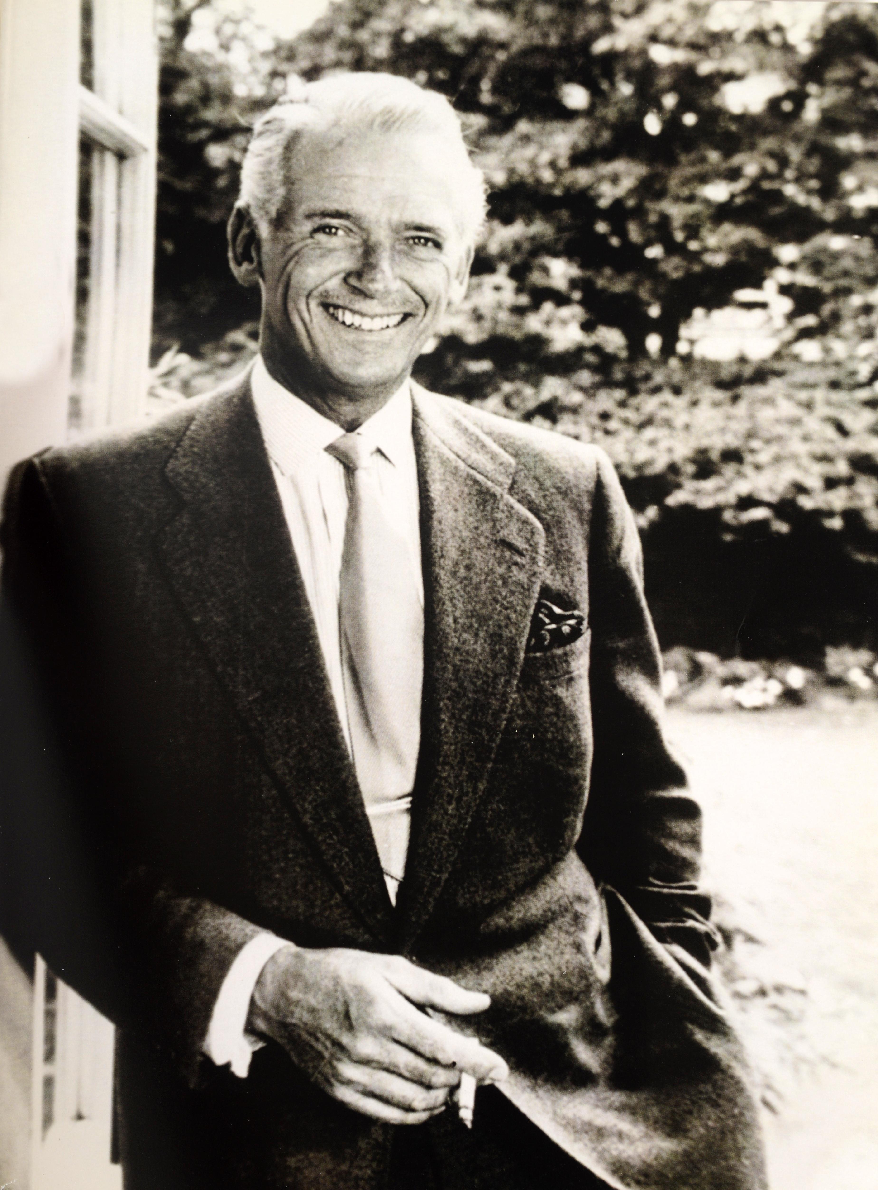 The Estate Of Douglas Fairbanks, Jr. Doyle New York, September 13, 2011. Doyle New York auctioned the Estate of Hollywood Legend and Decorated War Hero Douglas Fairbanks, Jr. This landmark sale comprised over 430 lots of memorabilia, bespoke