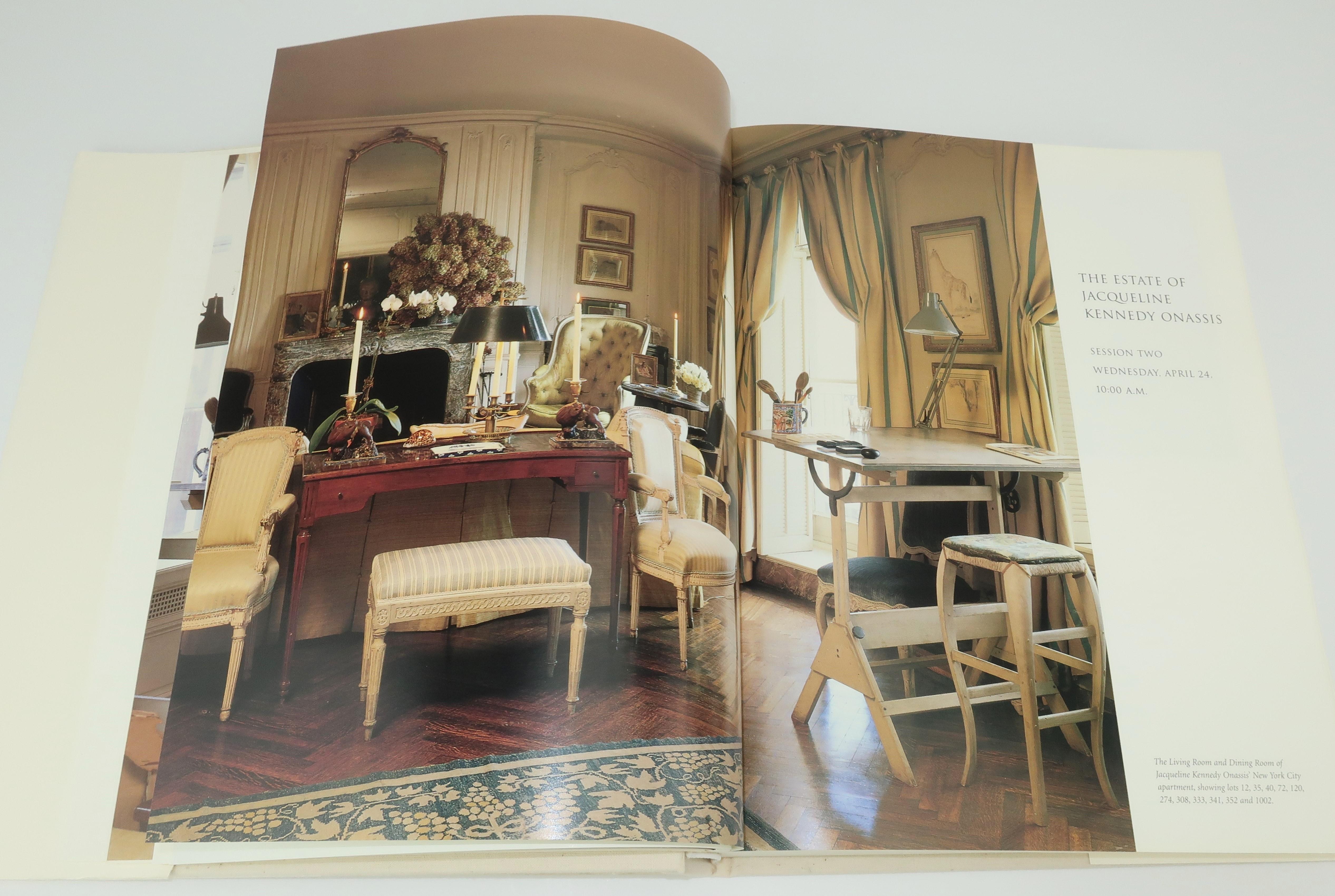 The Estate of Jacqueline Kennedy Onassis Sotheby's Auction Catalog Book (La succession de Jacqueline Kennedy Onassis - Catalogue de vente aux enchères de Sotheby's) 1