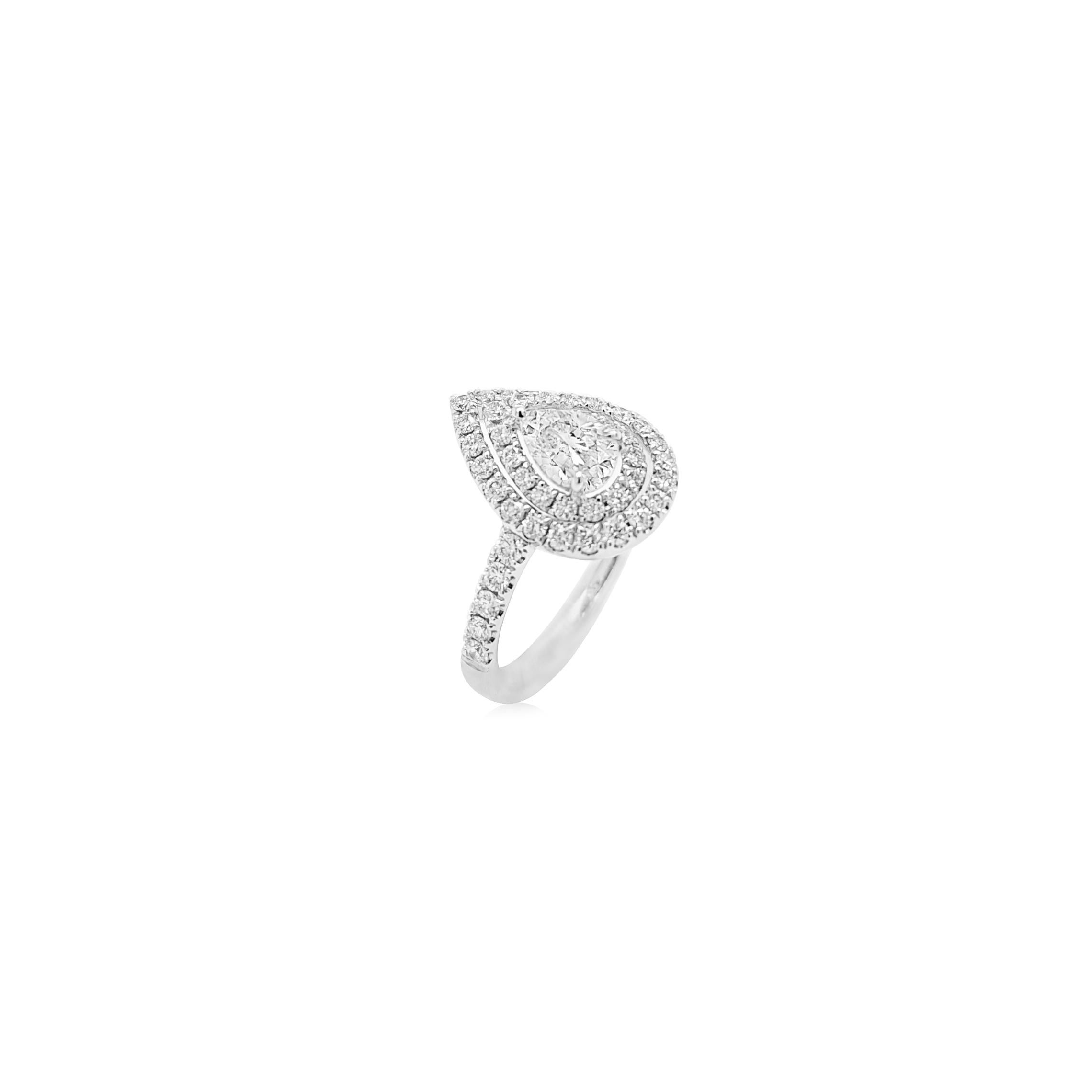 Contemporary CGL Certified Pear Shape White diamond Platinum Ring For Sale