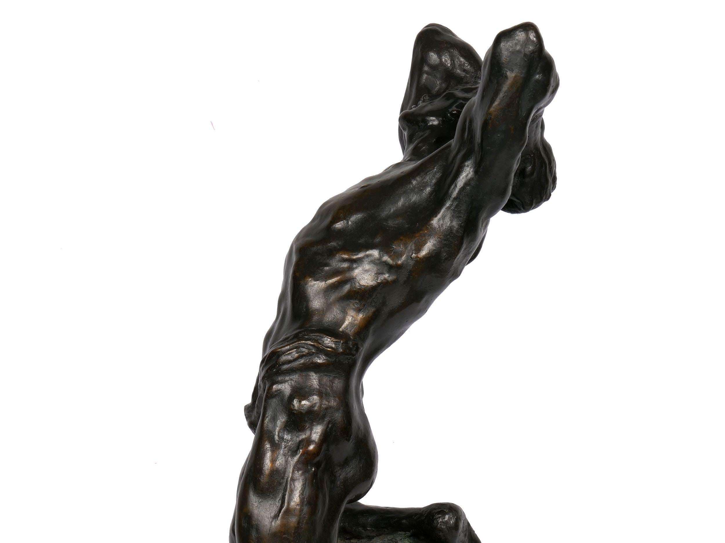 « L'effort extrême », Sculpture en bronze moderniste française d'antiquités d'Alfredo Pina 1