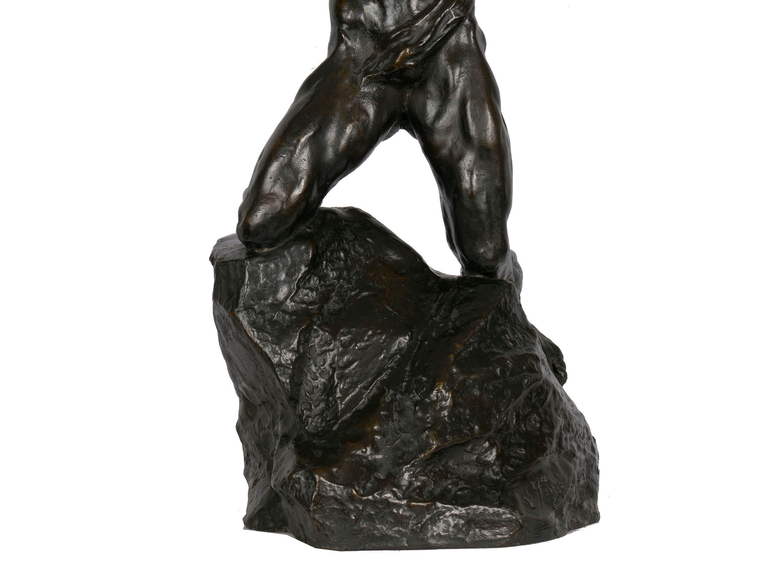 « L'effort extrême », Sculpture en bronze moderniste française d'antiquités d'Alfredo Pina Bon état à Shippensburg, PA