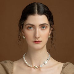 The Eye Gold-plated Emerald & Pearl Statement Necklace